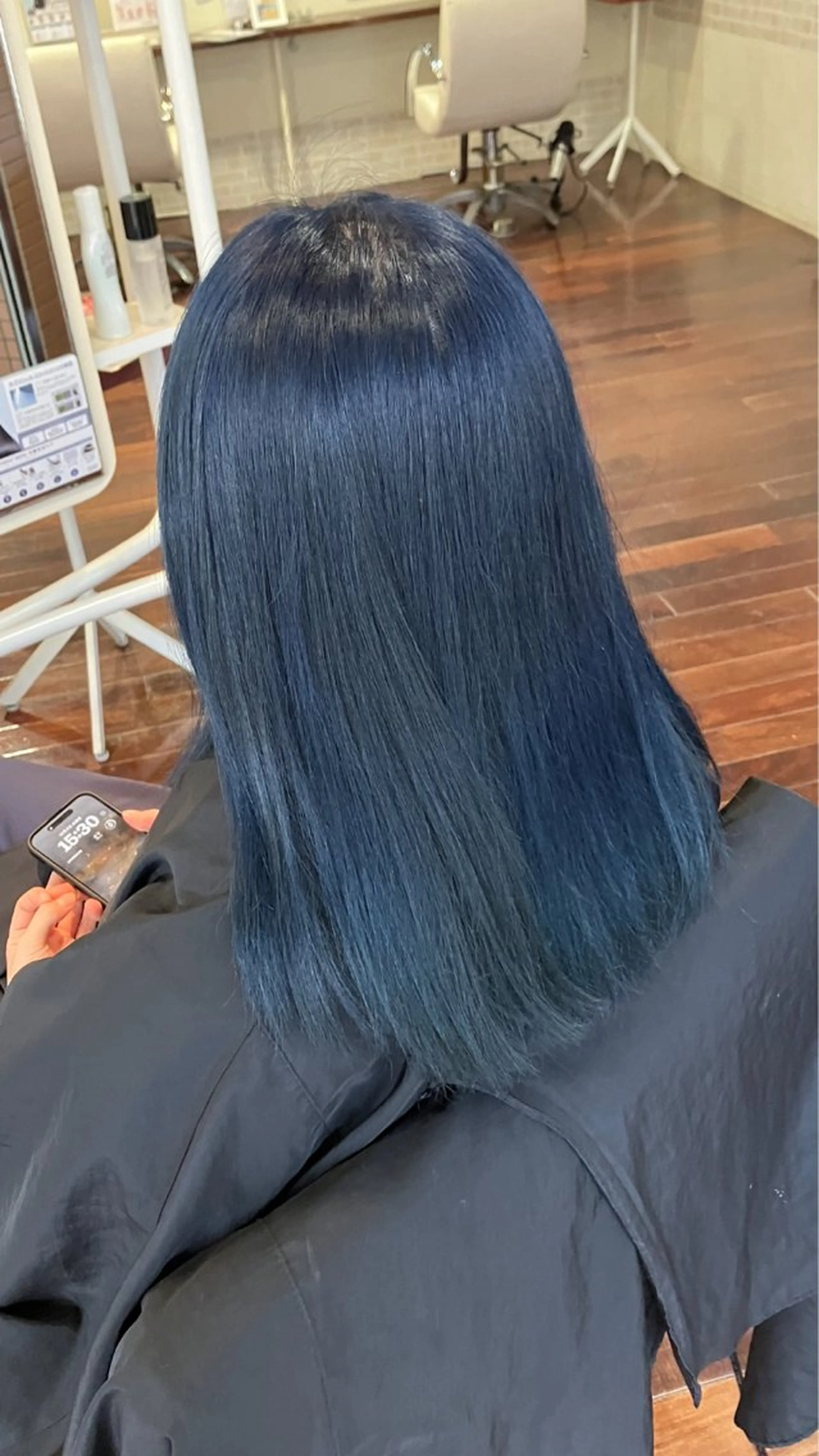 ロング カラー ブリーチ ブルーカラー ネイビーカラー 髪質改善美容師 🪽YOSSYのヘアスタイル