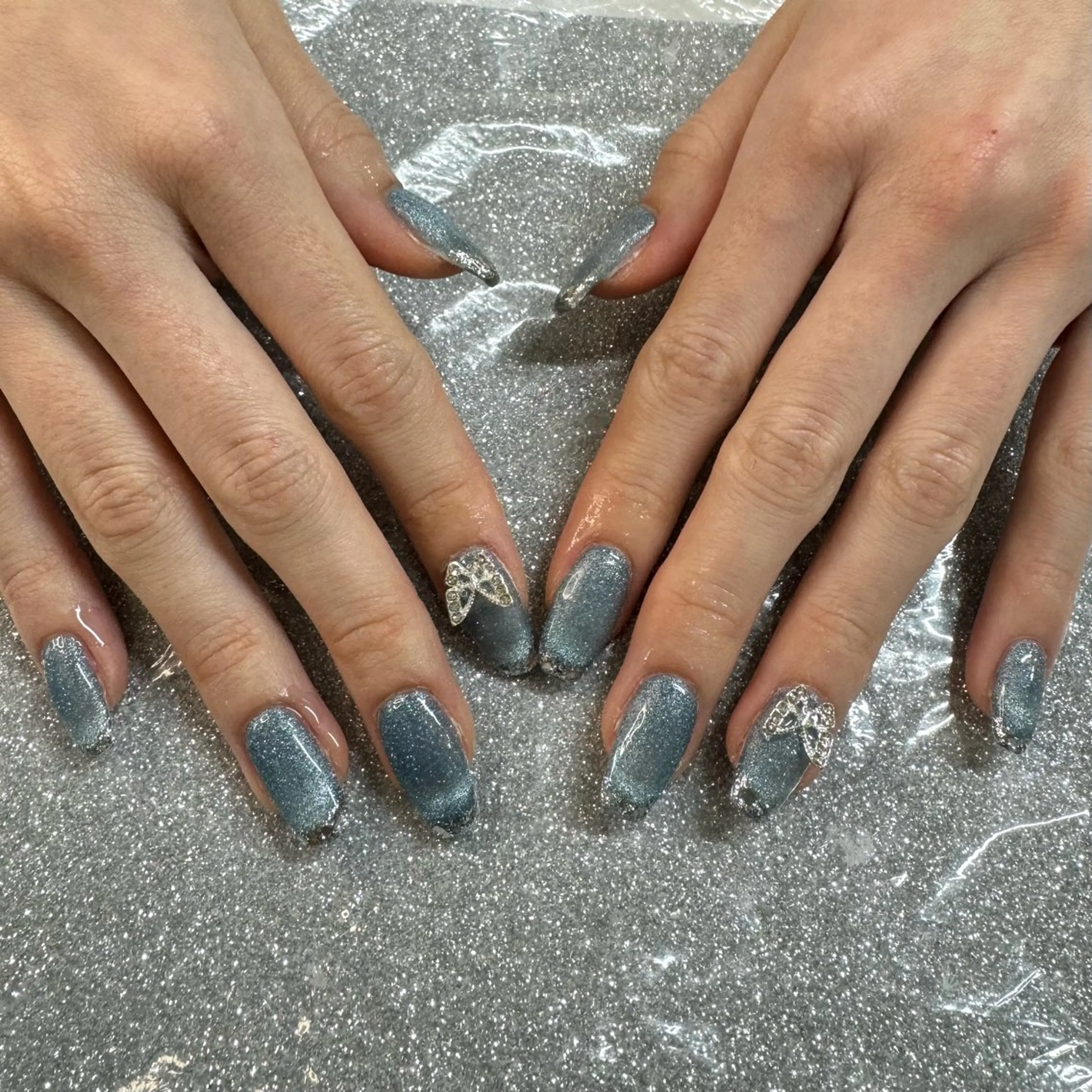 ネイル ハンドネイル VIERU 🌈🎀💖のネイルデザイン