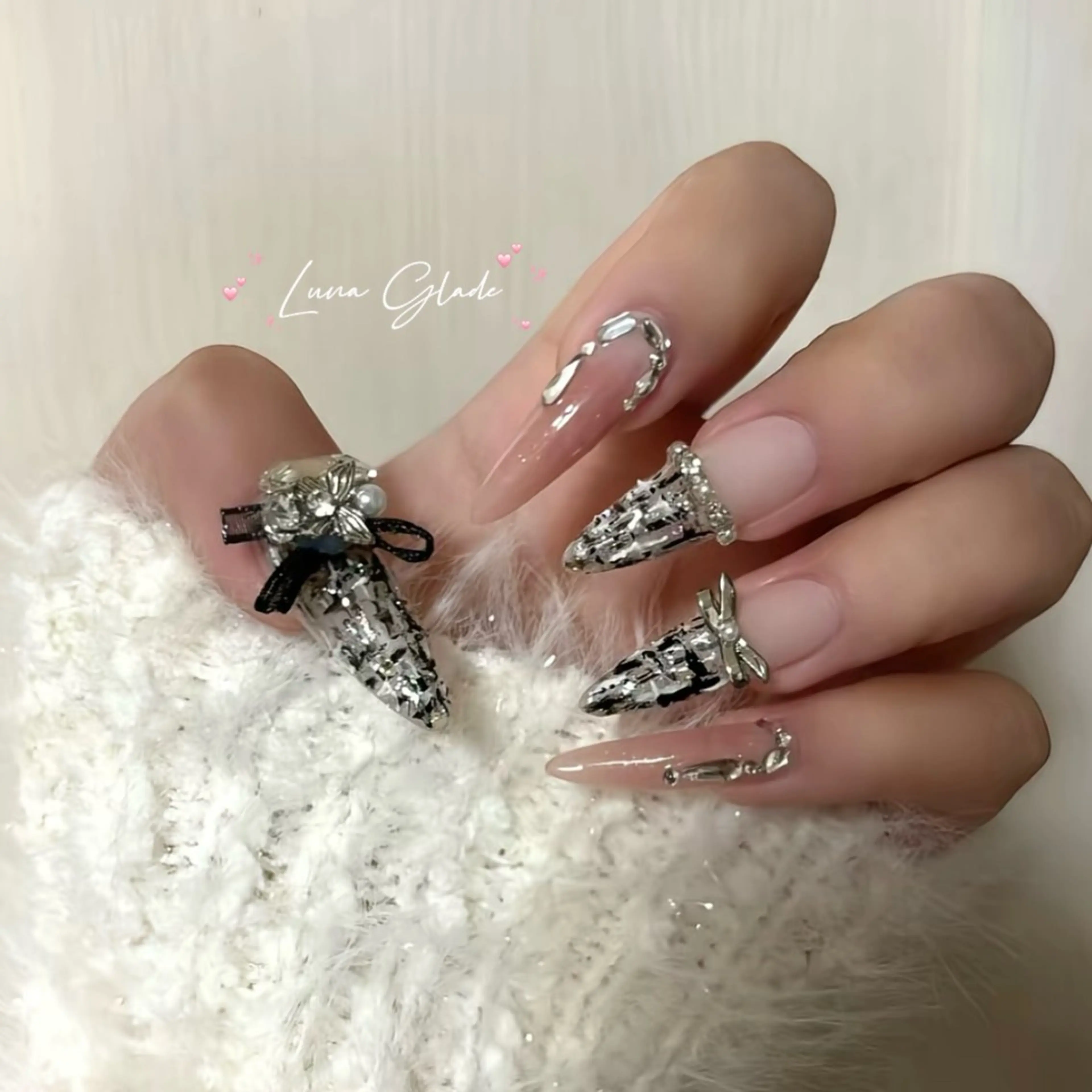 ネイル ハンドネイル Luna Gladeのネイルデザイン