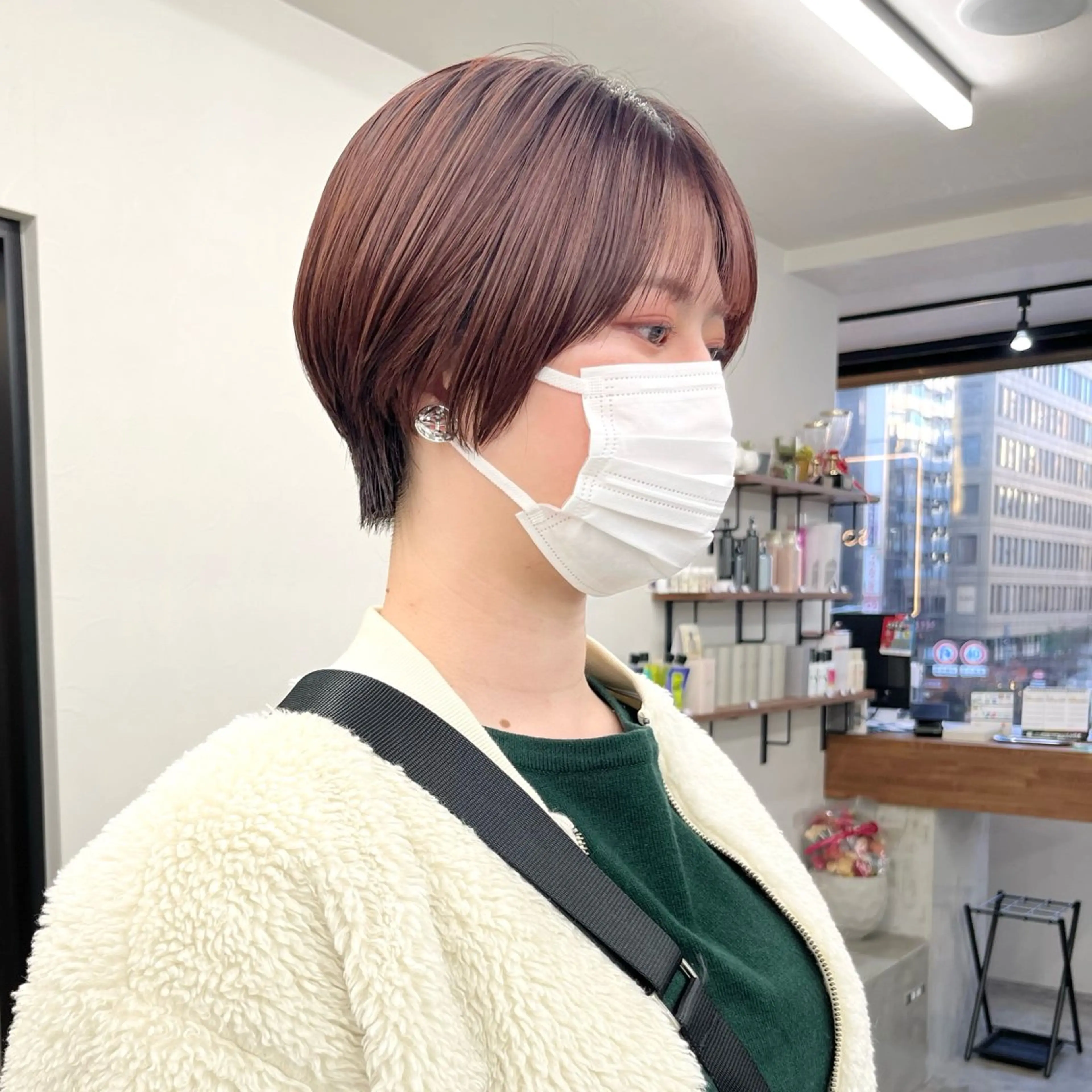 ショート カラー ブリーチ ブラウンカラー ブリーチなしカラー ボブ 髪質改善 カット ヘアカラー トリートメント 初めてのショート お任せください✂️のヘアスタイル