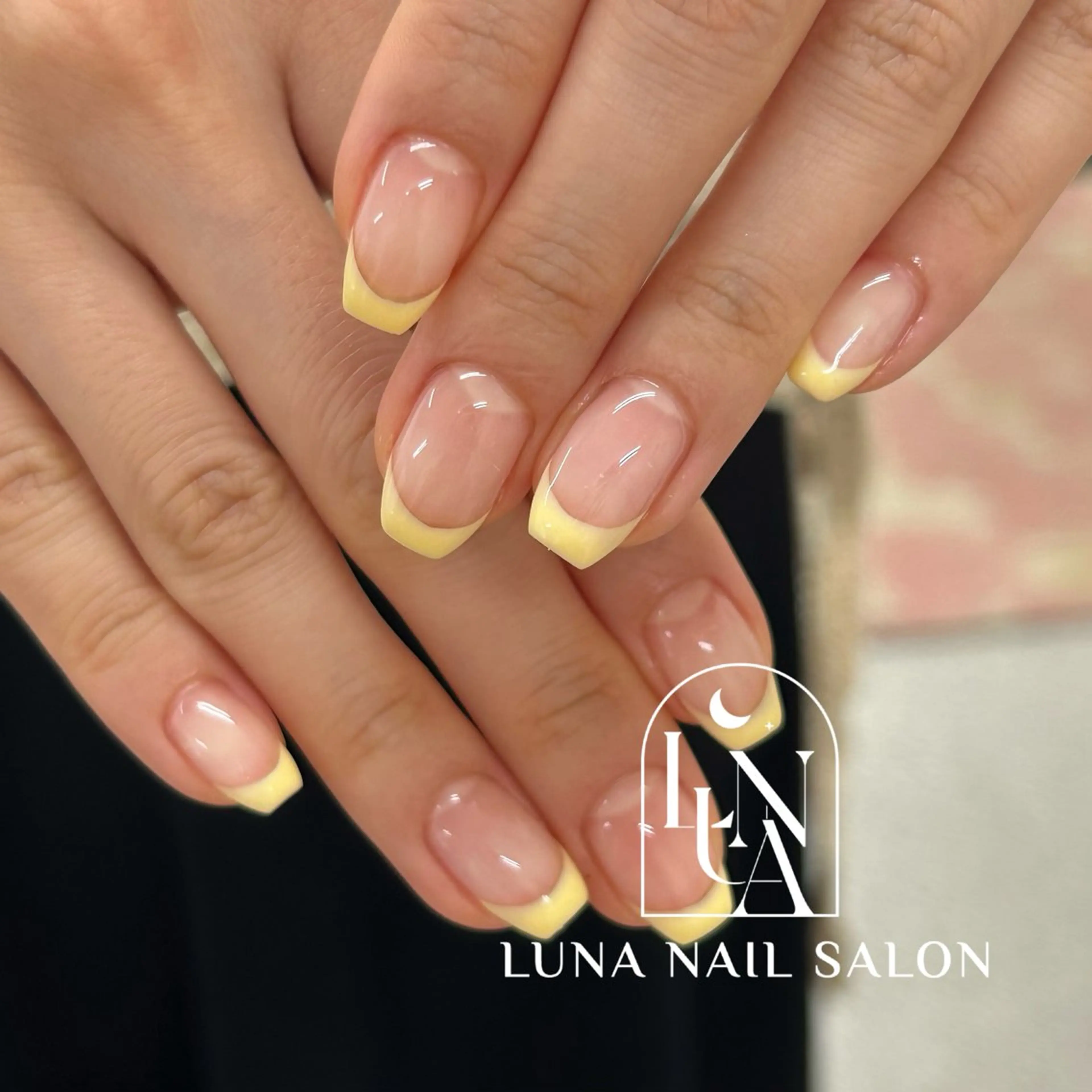 ネイル アートネイル フレンチネイル ジェルネイル ガラスフレンチ 韓国ネイル ハンドネイル ハンドケア LUNA Nail salon💕のネイルデザイン