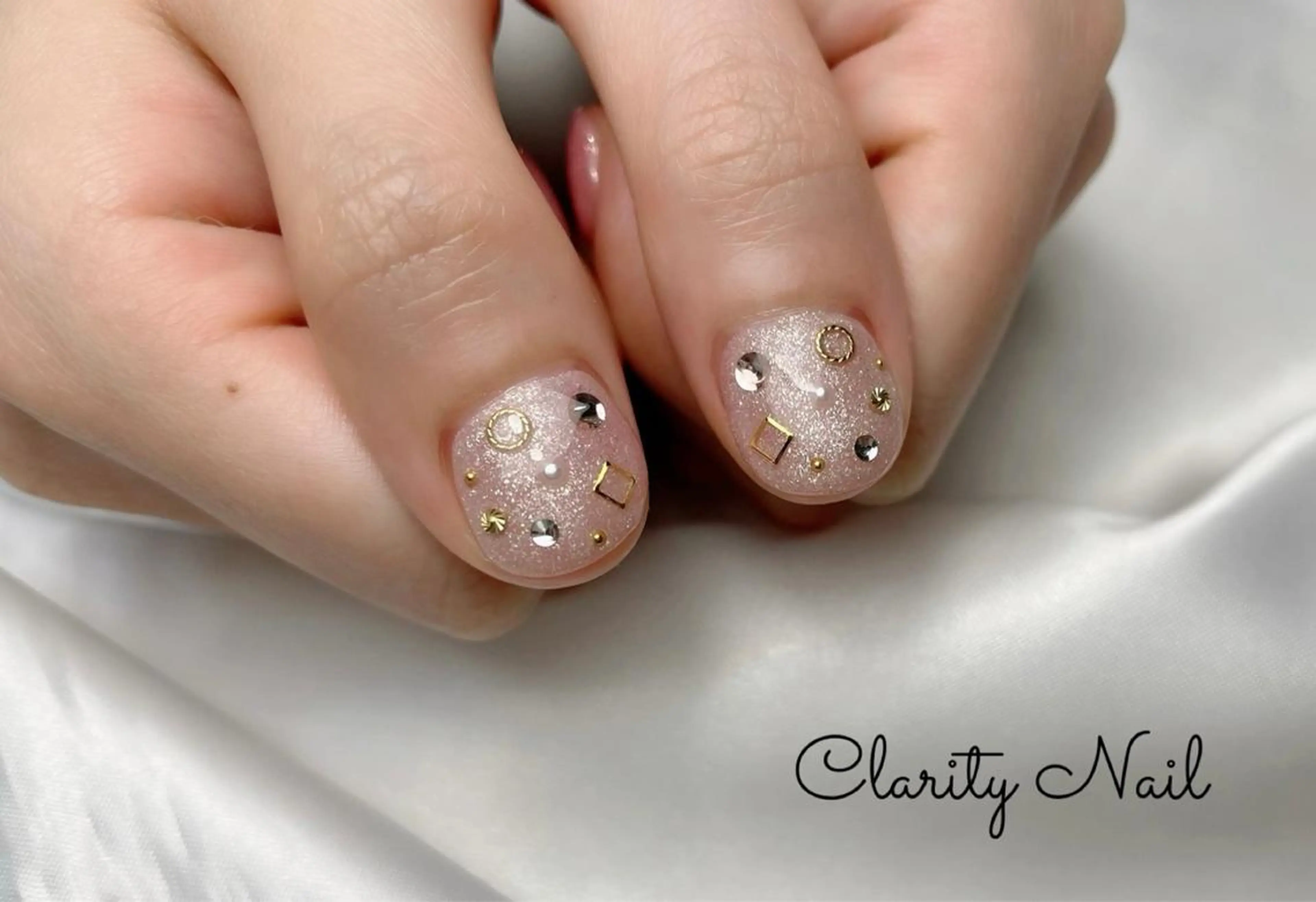 ネイル ハンドネイル Clarity Nailのネイルデザイン