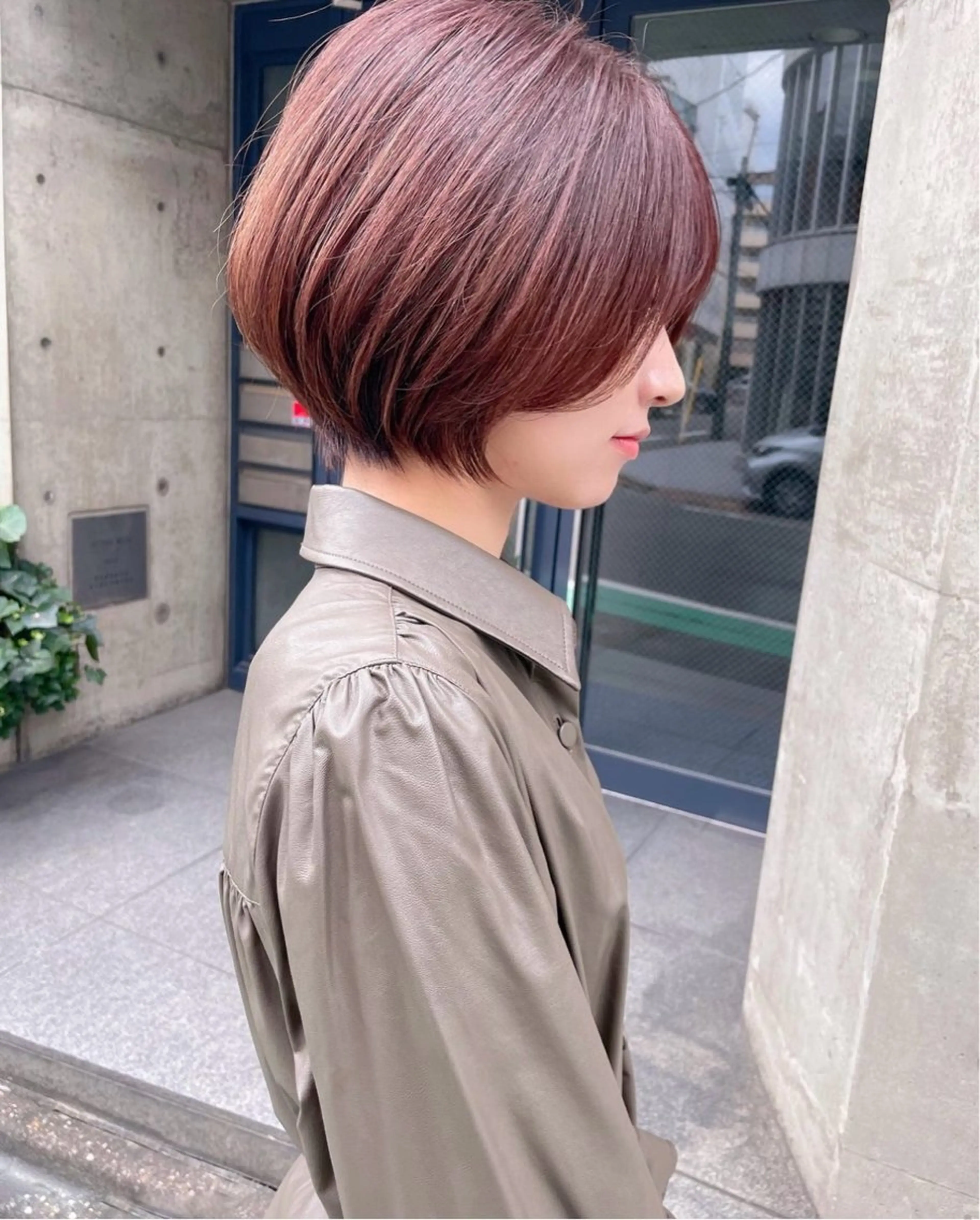 ショート カラー ❤️ブリーチなし💚 ダブルカラー平野実花のヘアスタイル