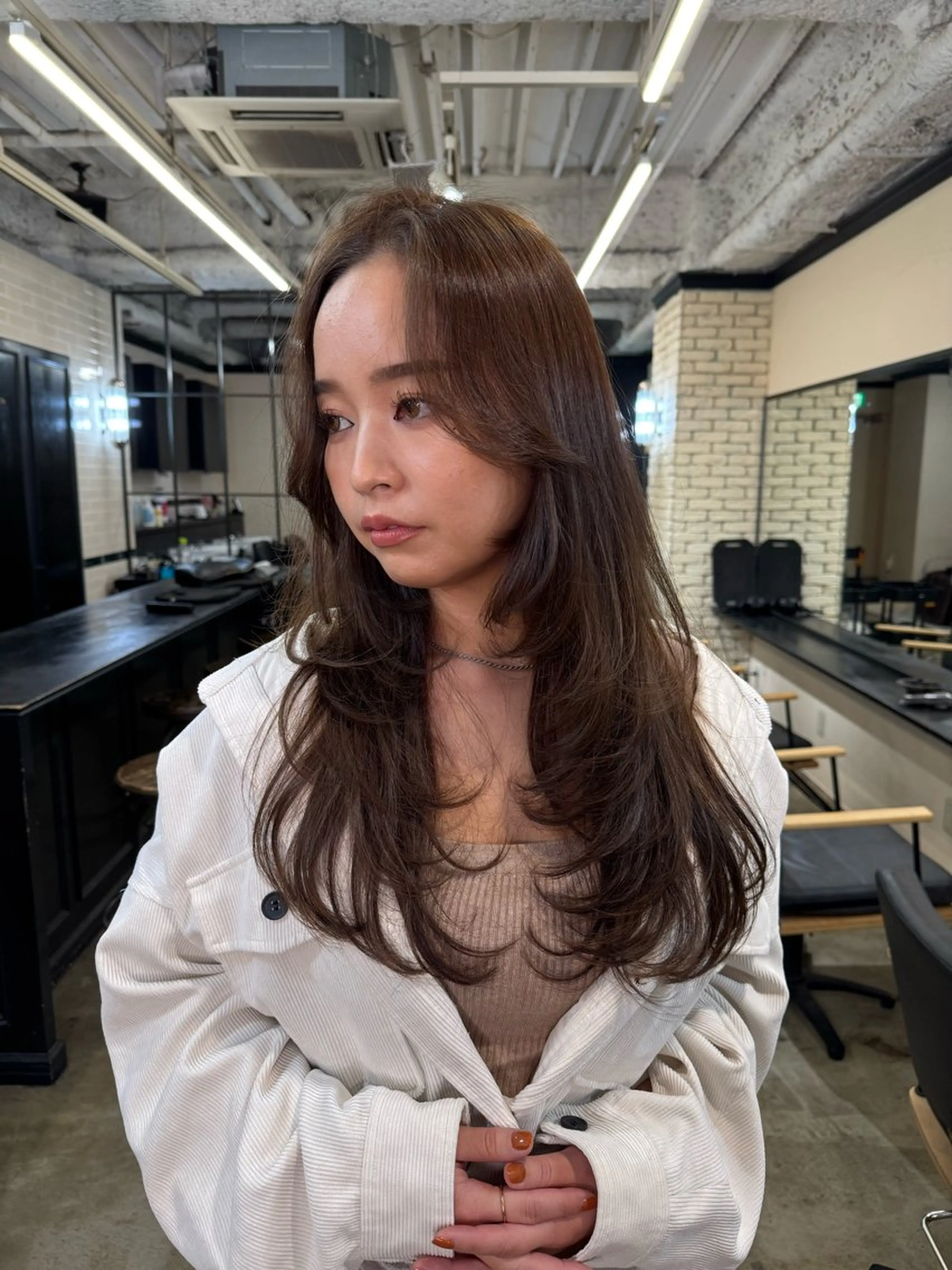 ロング カラー 外国人風カラー レイヤーカット カット ヘアカラー トリートメント 🌟小顔レイヤー× 赤み消し透明感カラーのヘアスタイル