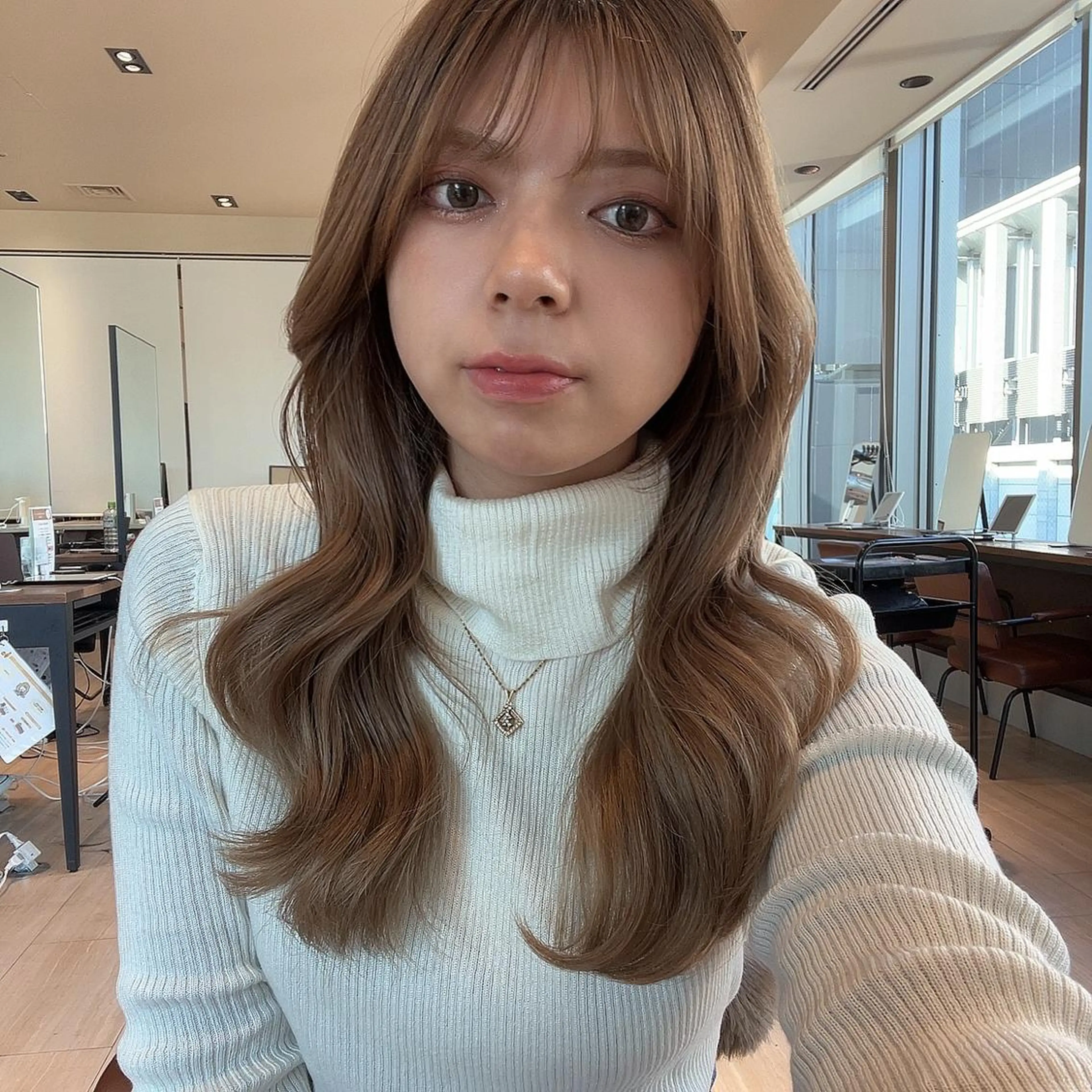 ロング カラー ハイトーンカラー かきあげバング 似合わせカット シースルーバング 早朝セット☀️ レイヤー/Momoのヘアスタイル