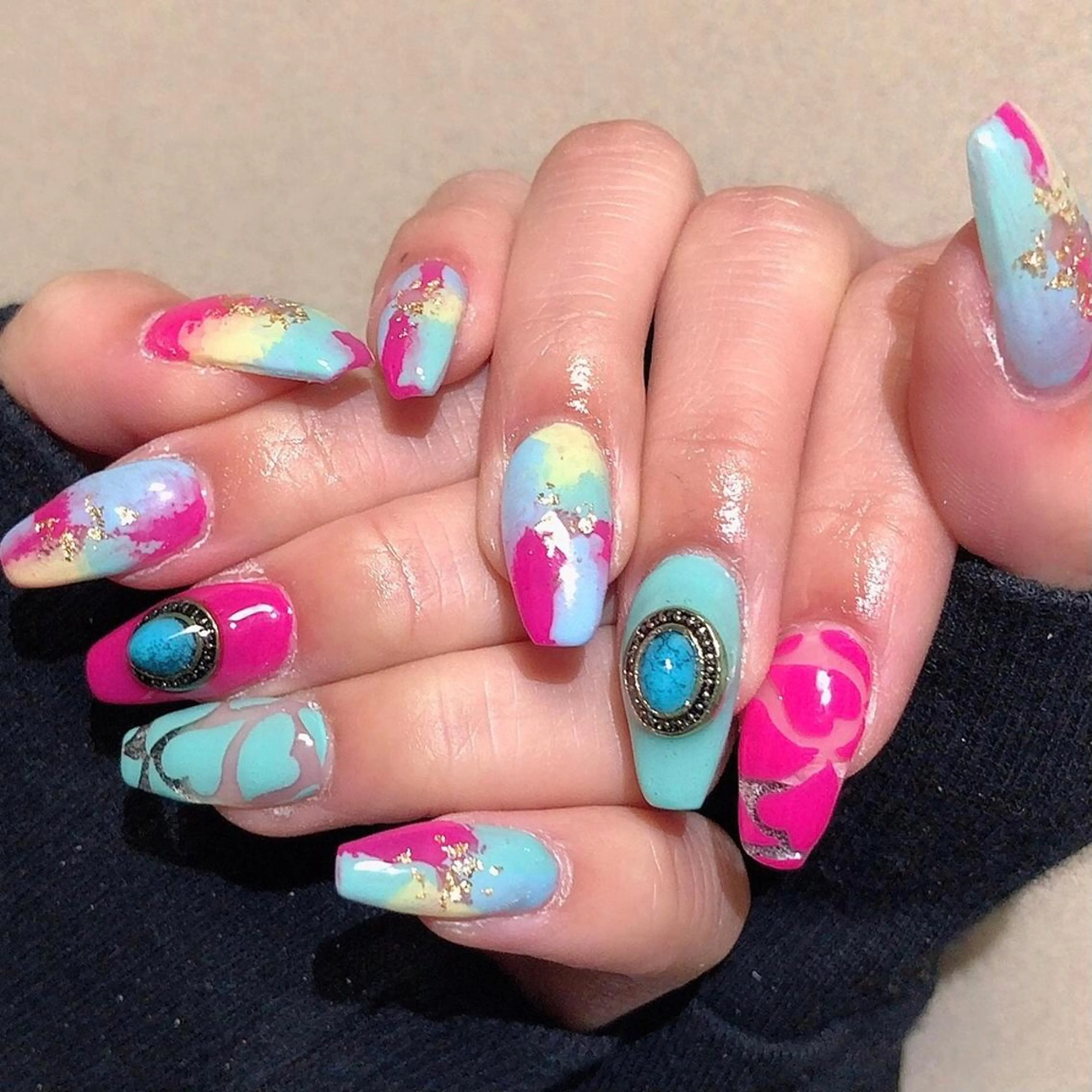 ネイル ハート 持ち込み ハンドネイル 【Yappy🌈】 💖P-tanaのネイルデザイン