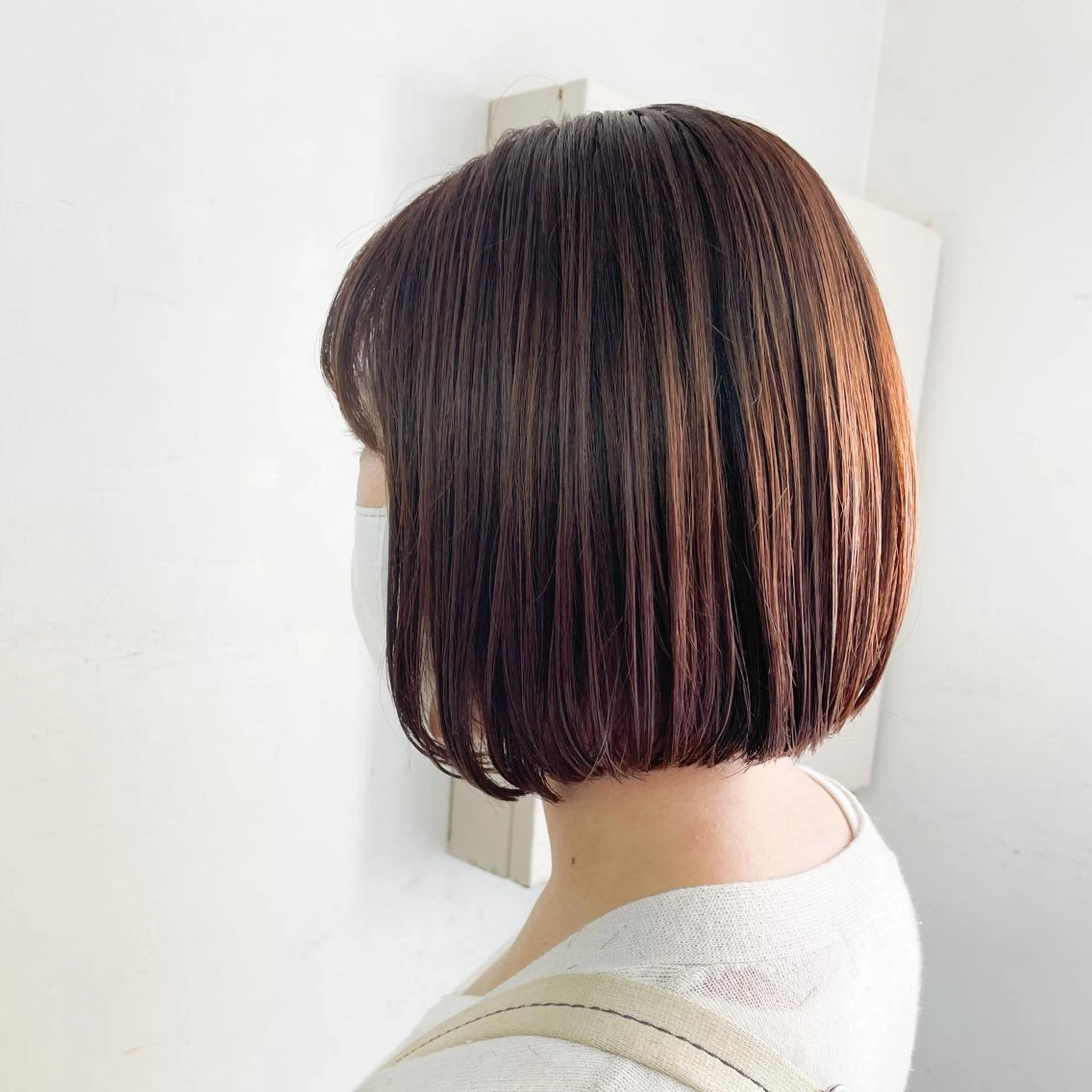 ショート ボブ カット 切りっぱなしボブ ソノキユウカのヘアスタイル