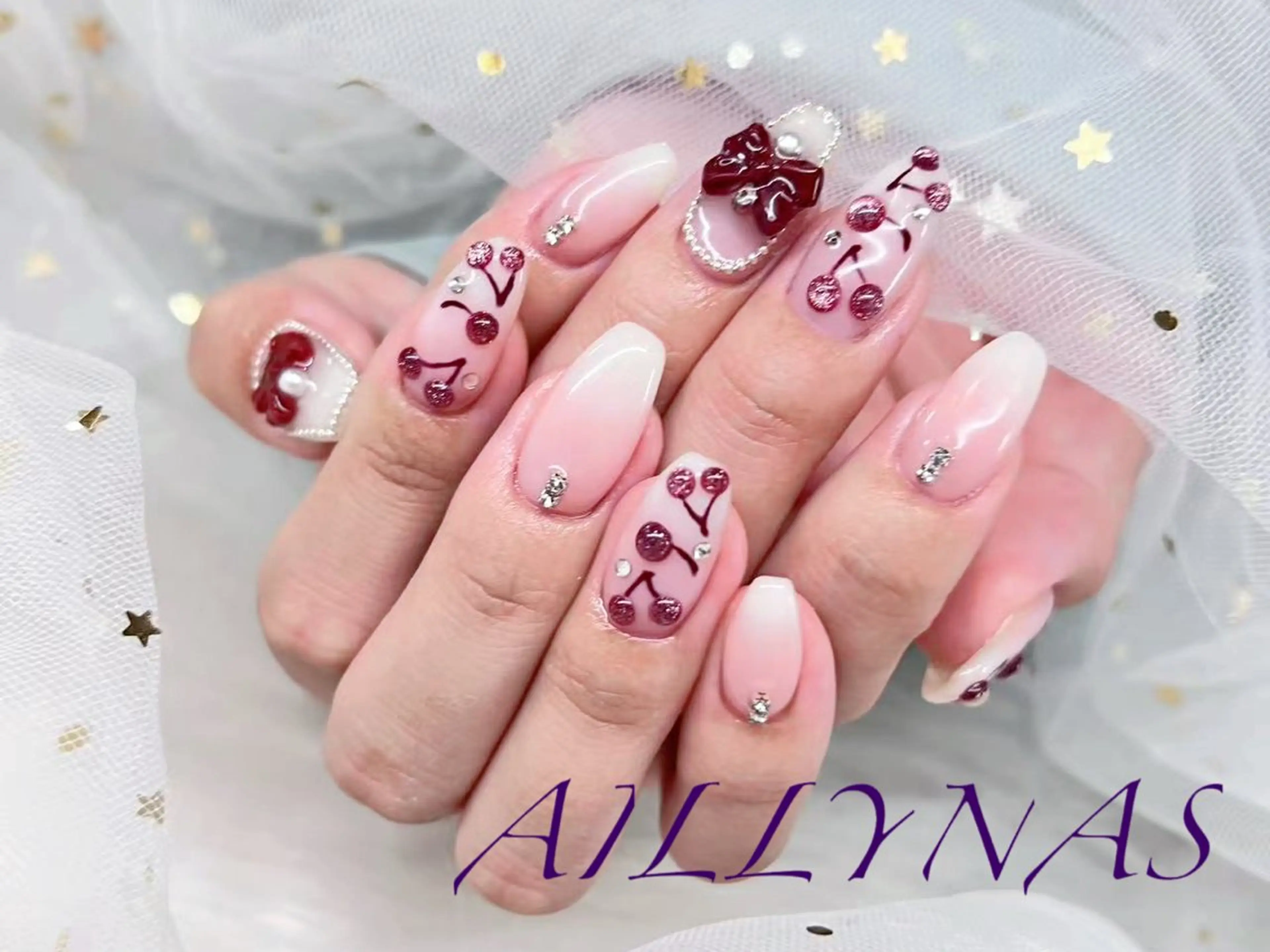 ネイル 鈴木 アキのネイルデザイン