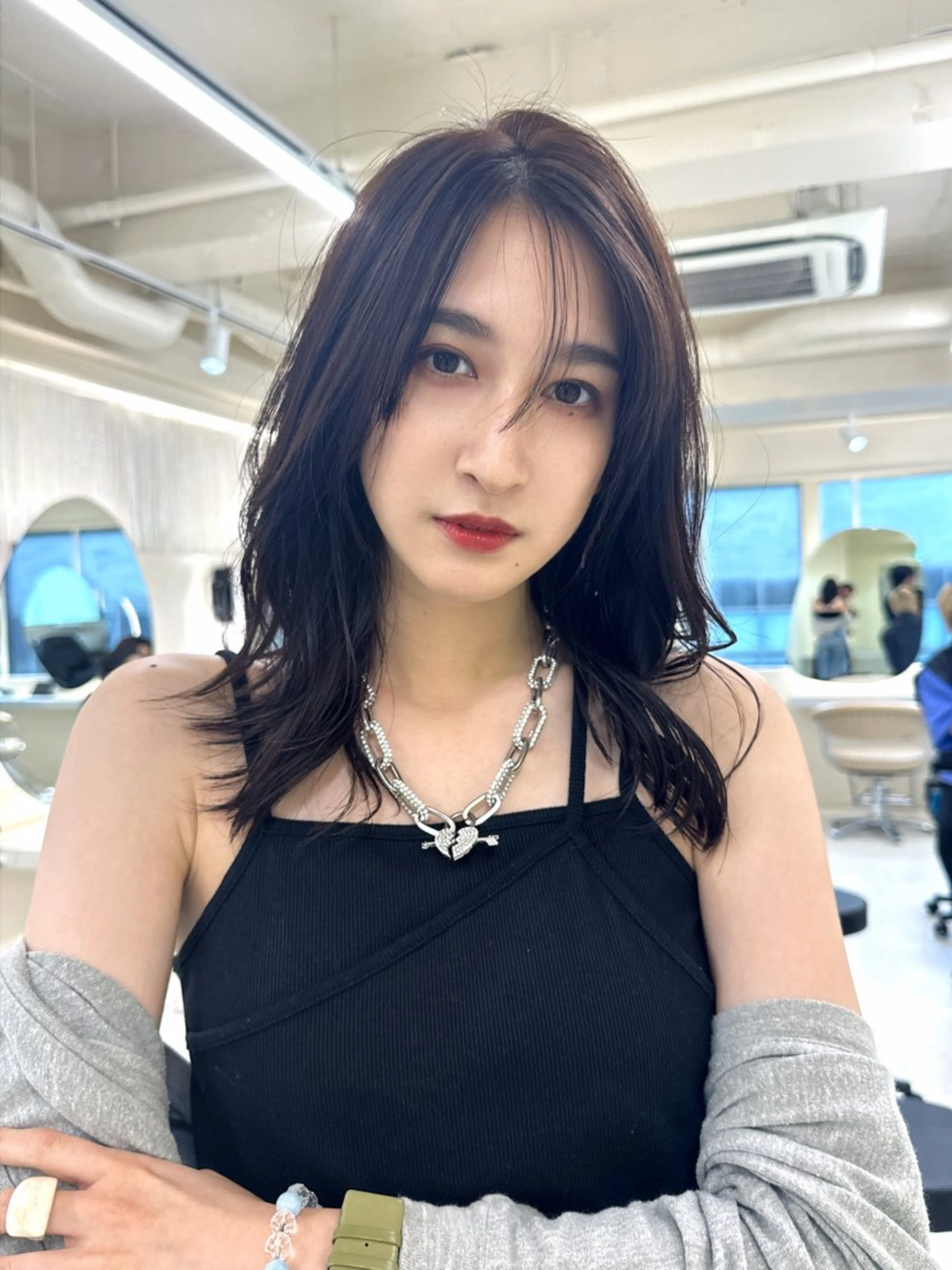 ロング カラー カット センターパート/ 暖色カラーayuのヘアスタイル