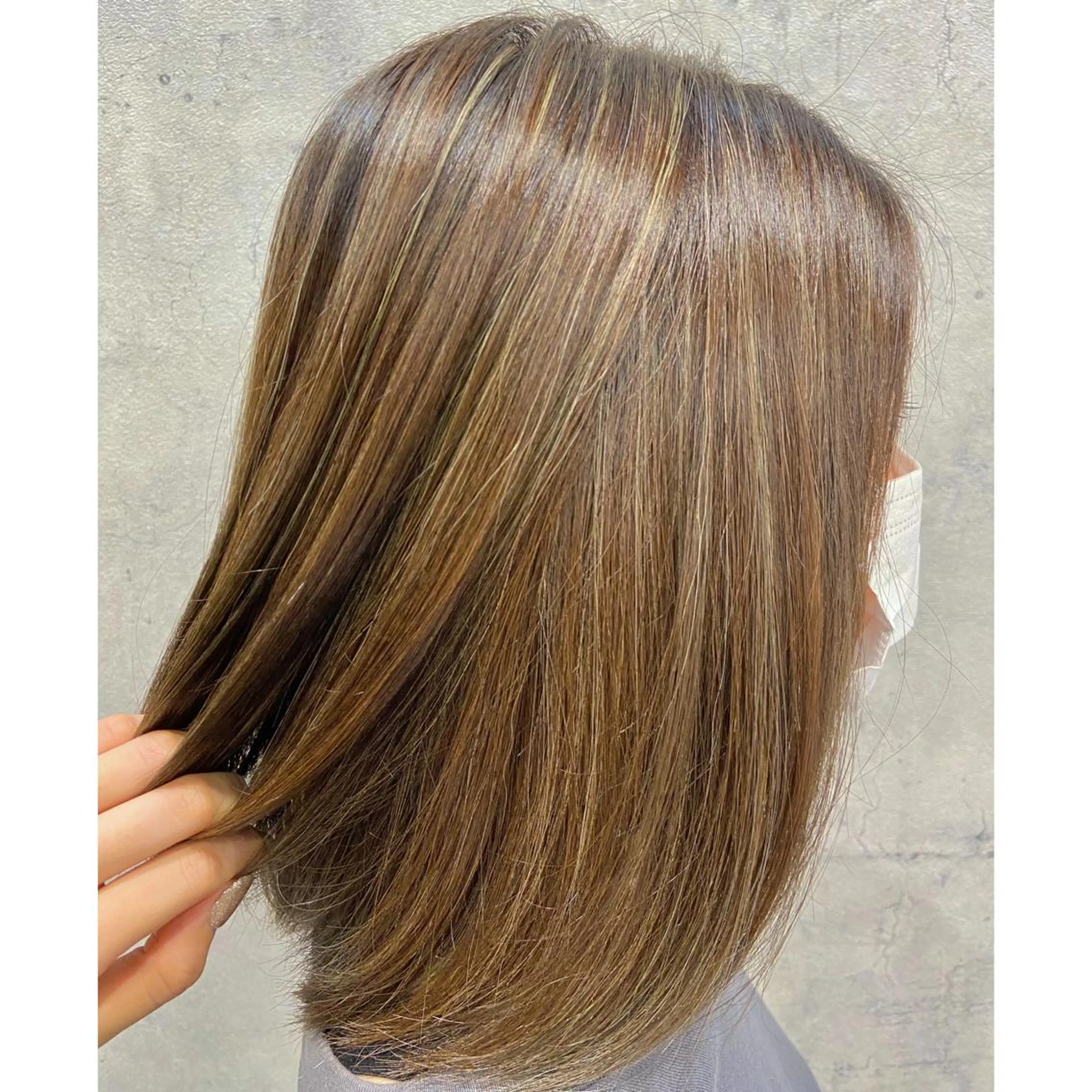 カラー ハイライトカラー lico 栁 詩音のマツエク・マツパデザイン