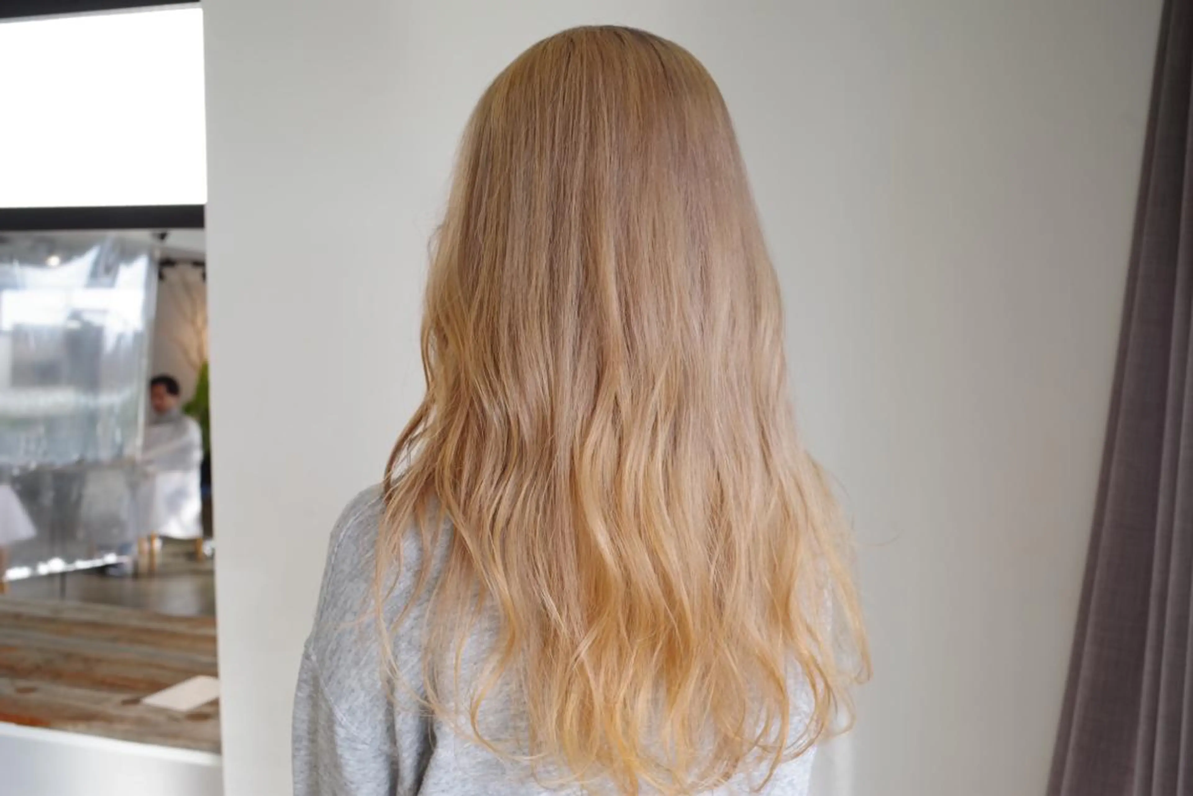 ロング カラー ✅ケアブリーチ✅ トヨオカ ノブヒデのヘアスタイル