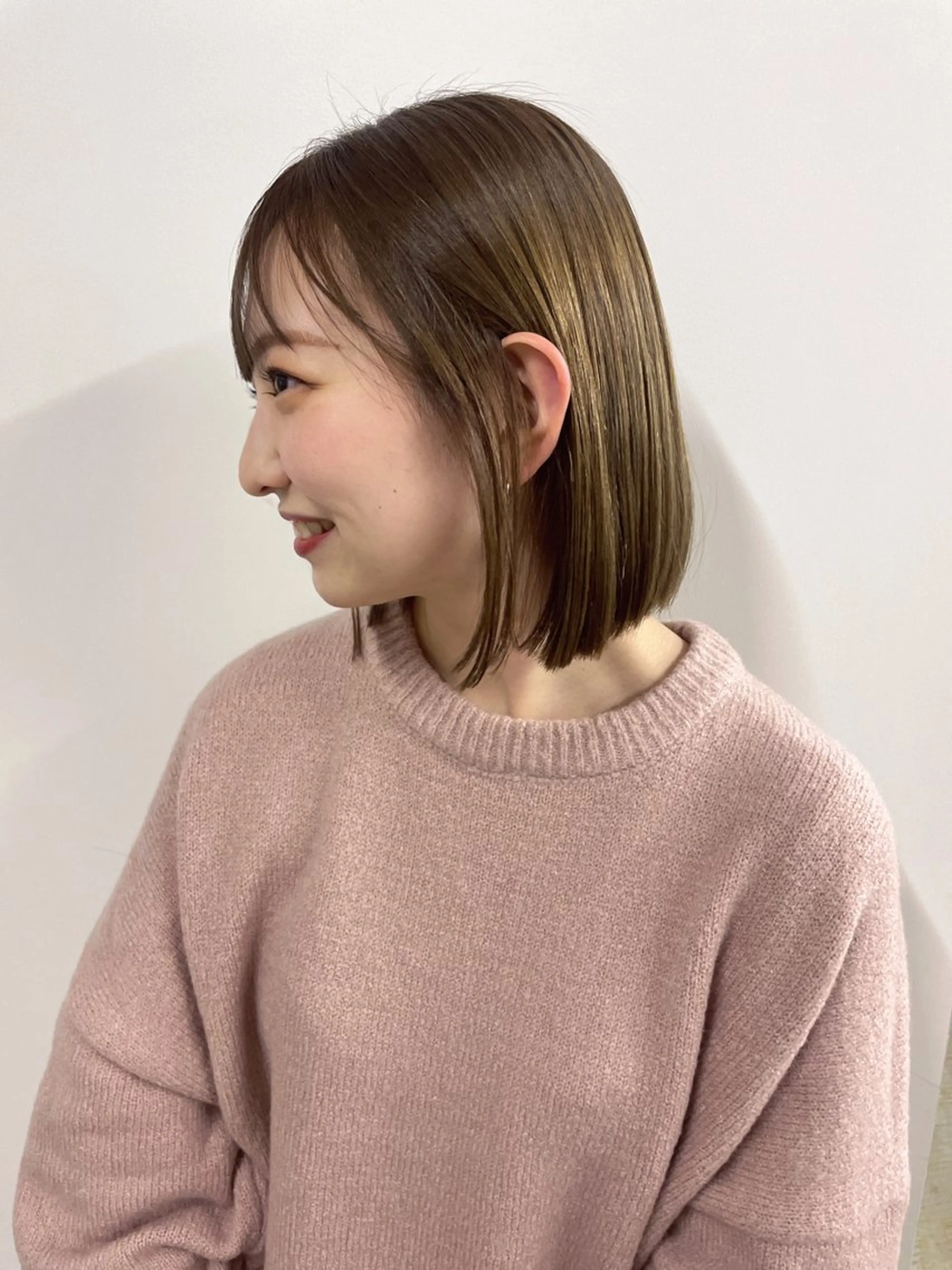 《ダメージケアをしたい方🪽》ボブカット💛＋透け感カラー＋保湿トリートメント🩵の写真