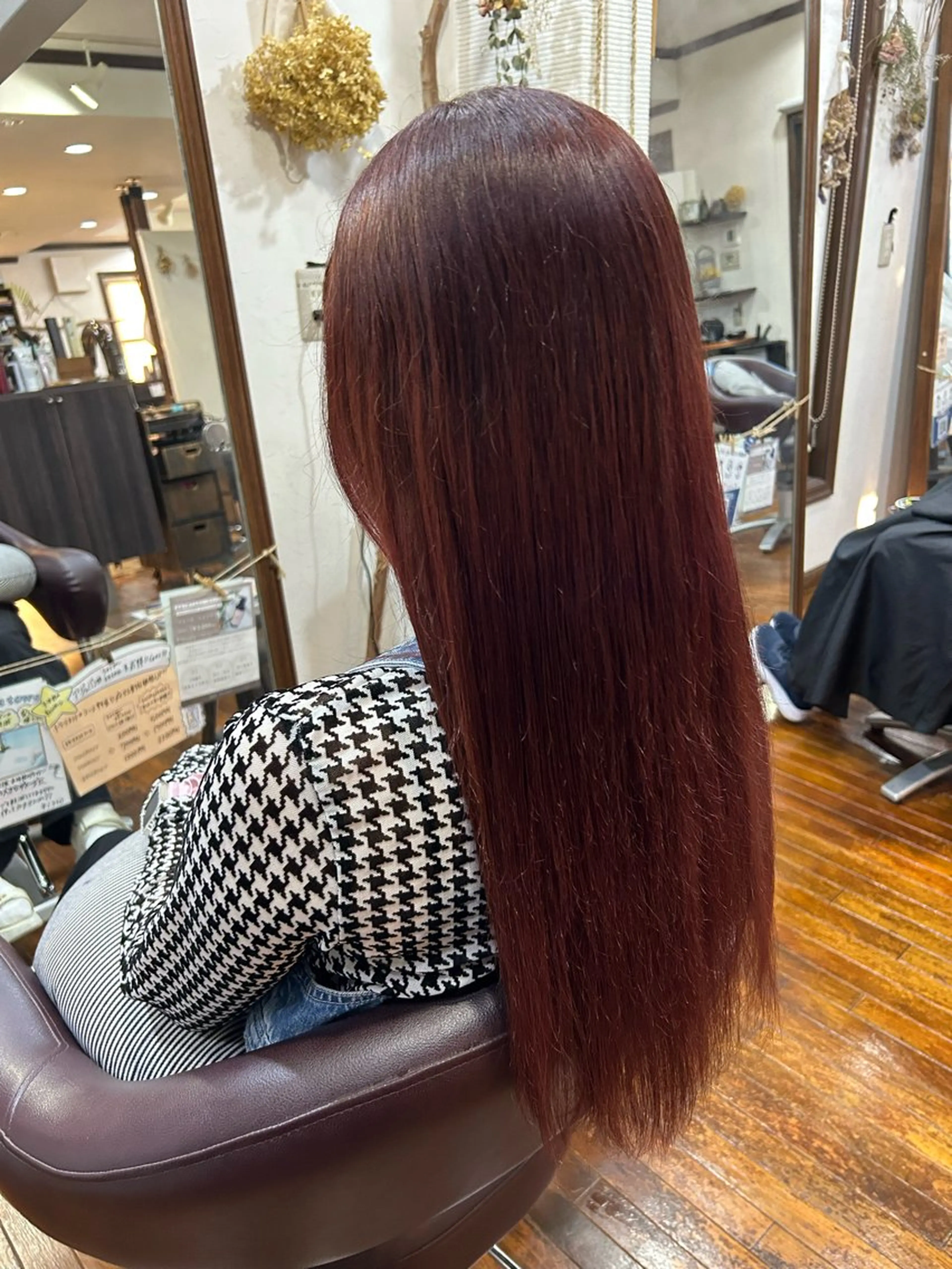 カラー ヘアカラー トリートメント 中島 優のヘアスタイル