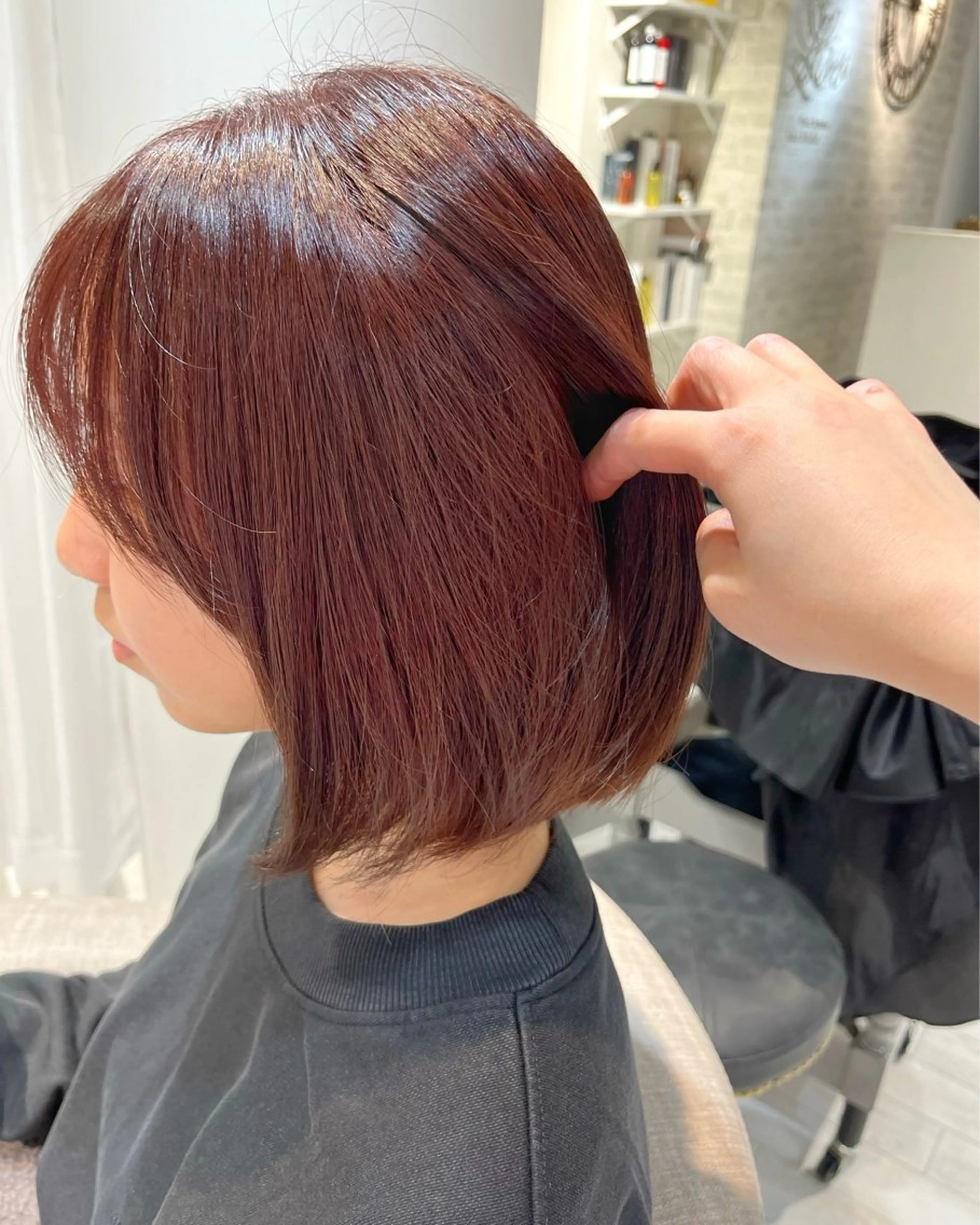 ミディアム ピンクブラウン カット ヘアカラー ボブ/レイヤー/ 茉莉花のヘアスタイル