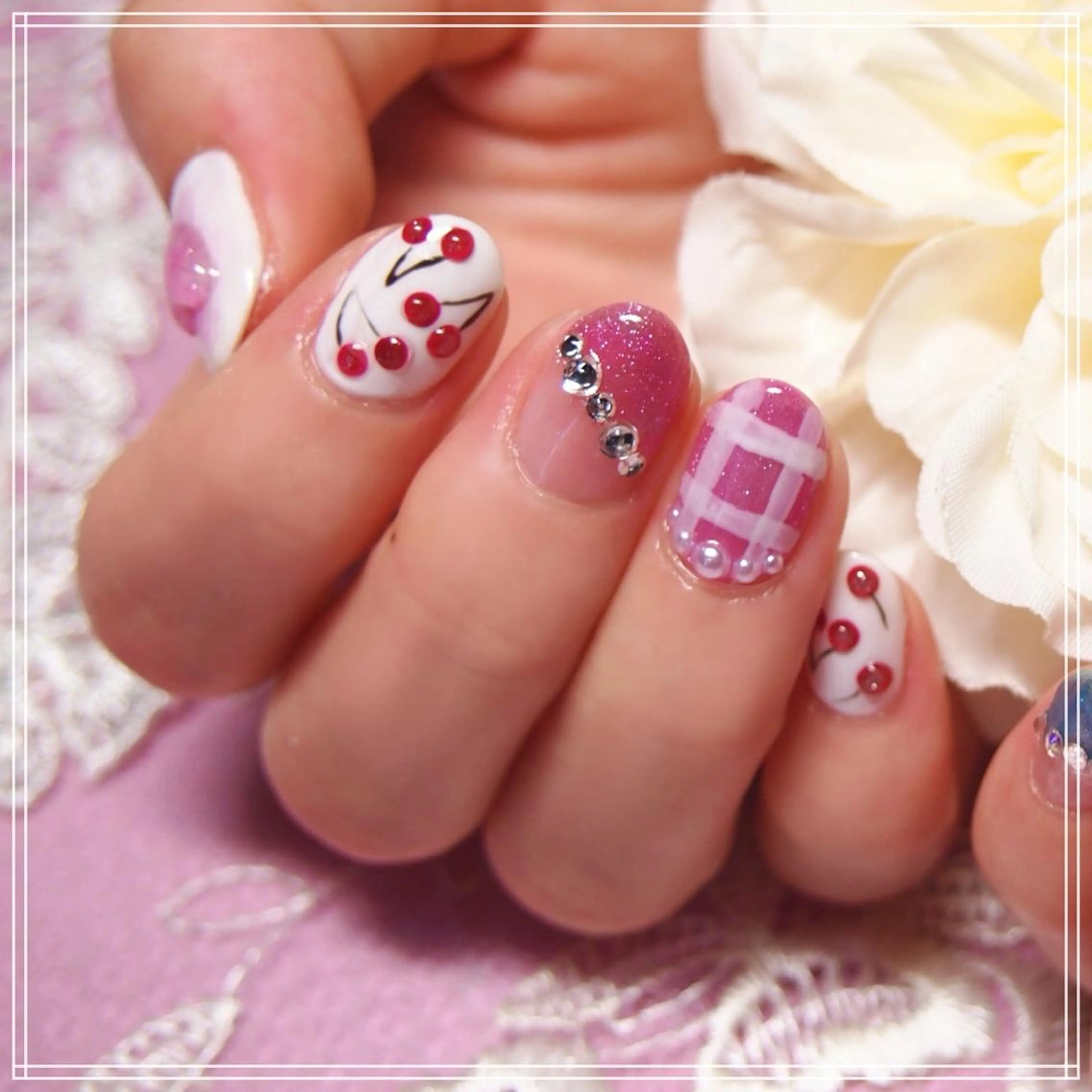 ネイル 山田 麻衣のネイルデザイン