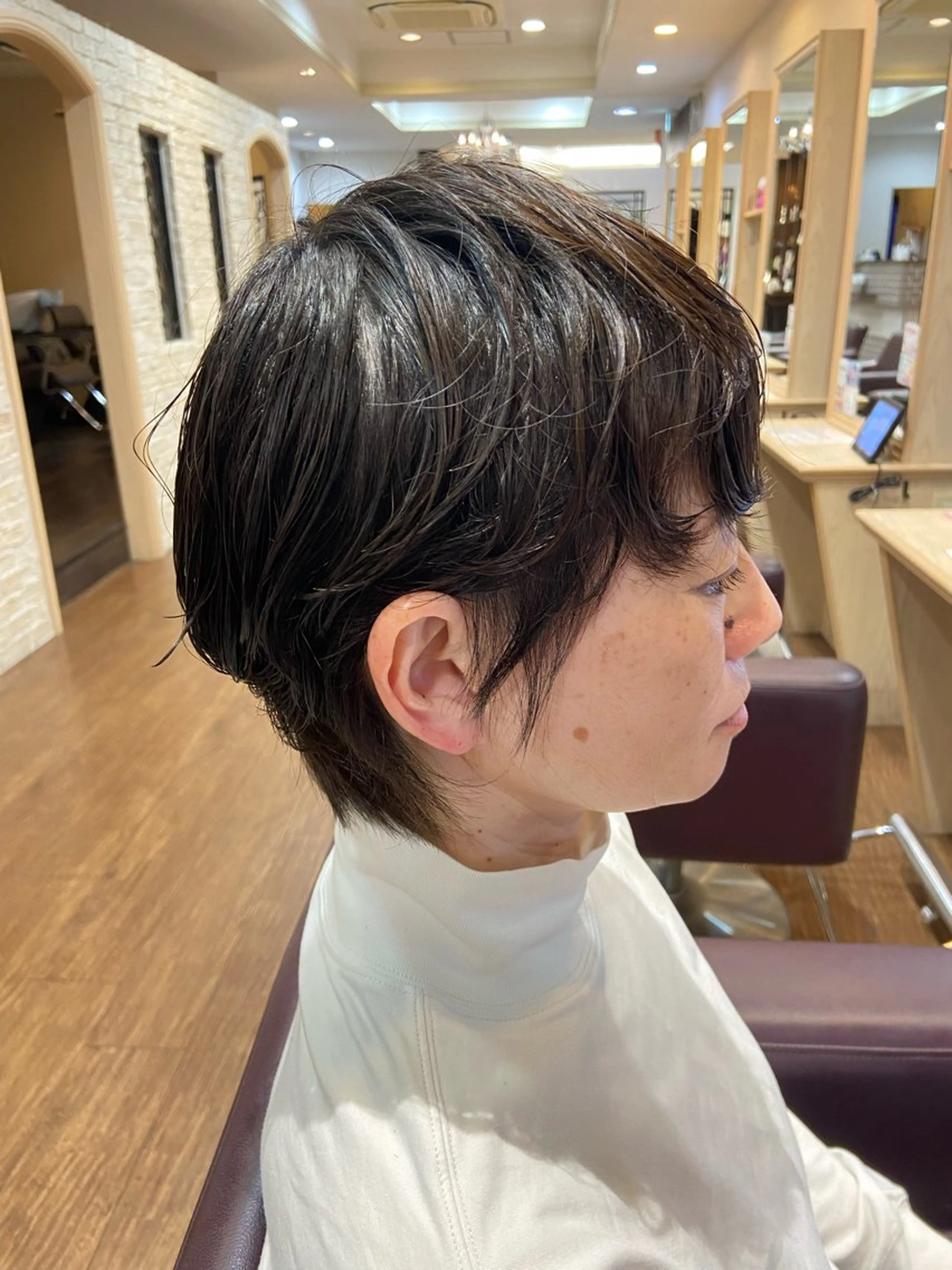 ショート コバヤシ ユウスケのヘアスタイル