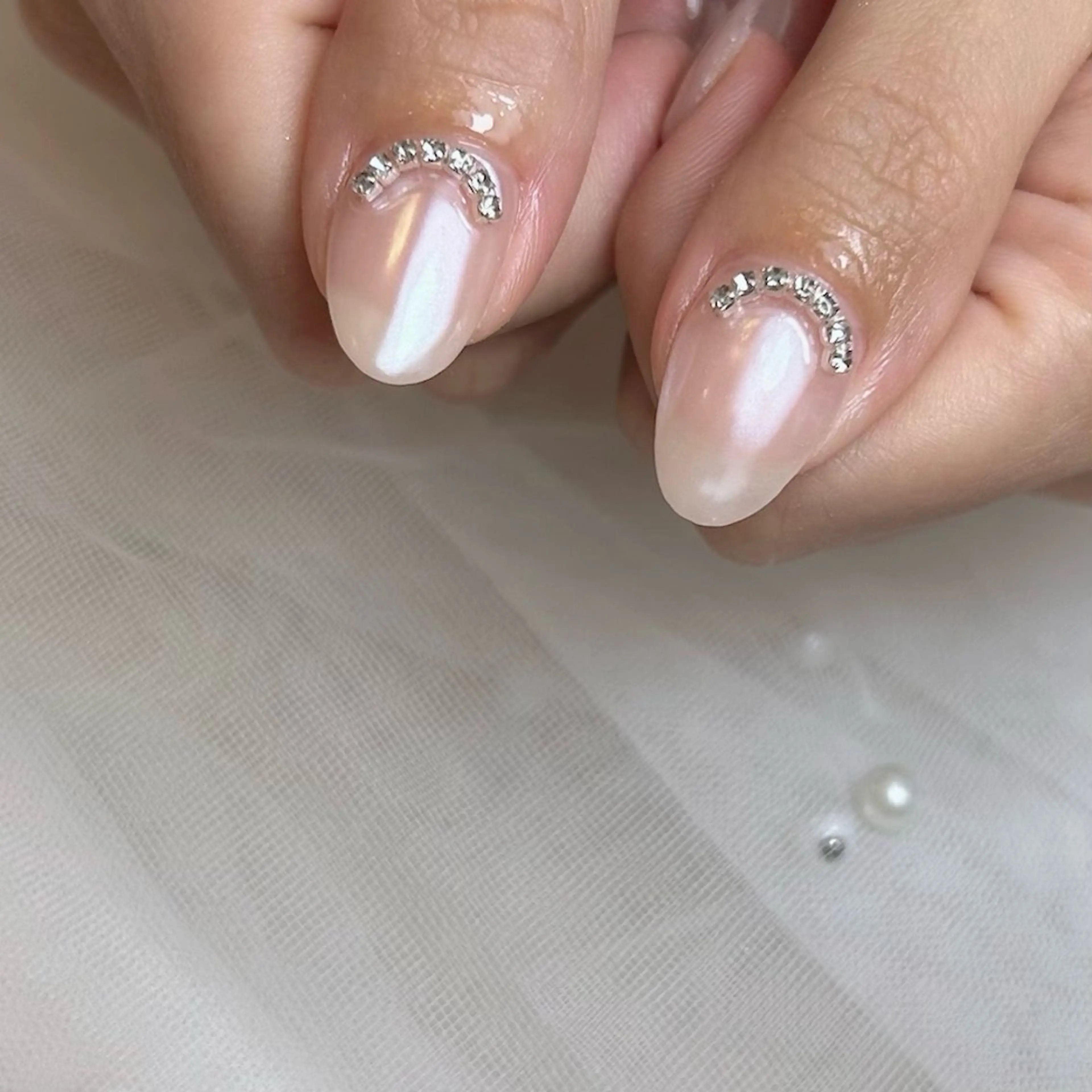 ネイル アートネイル ホワイト ハンドネイル nail salon 《A.sister》のネイルデザイン