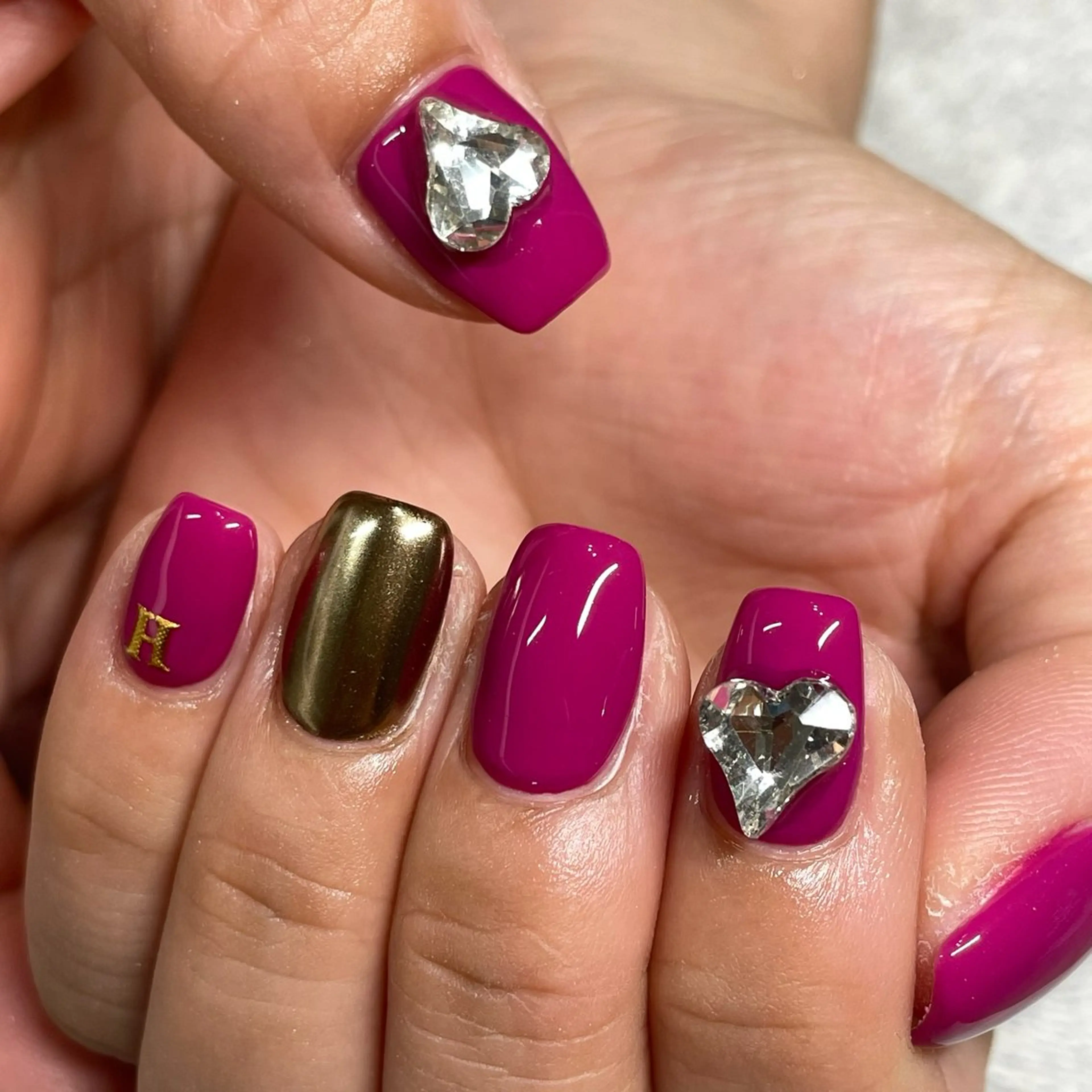 ネイル ゴールド ミラーネイル nailsalon SuMILEのネイルデザイン