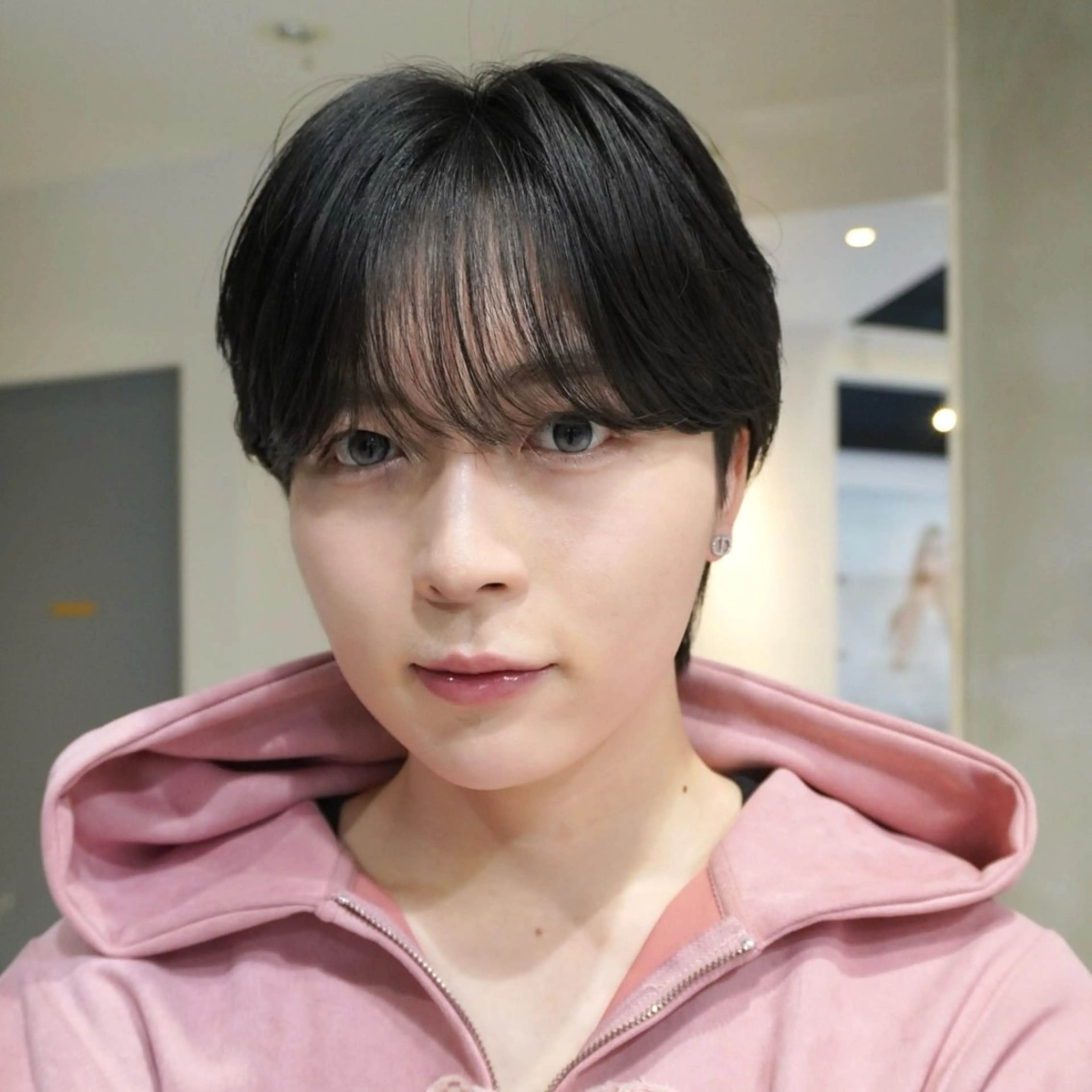ミディアム メンズ カット パーマ 岡田大志🇰🇷 中/韓メンズヘアのヘアスタイル