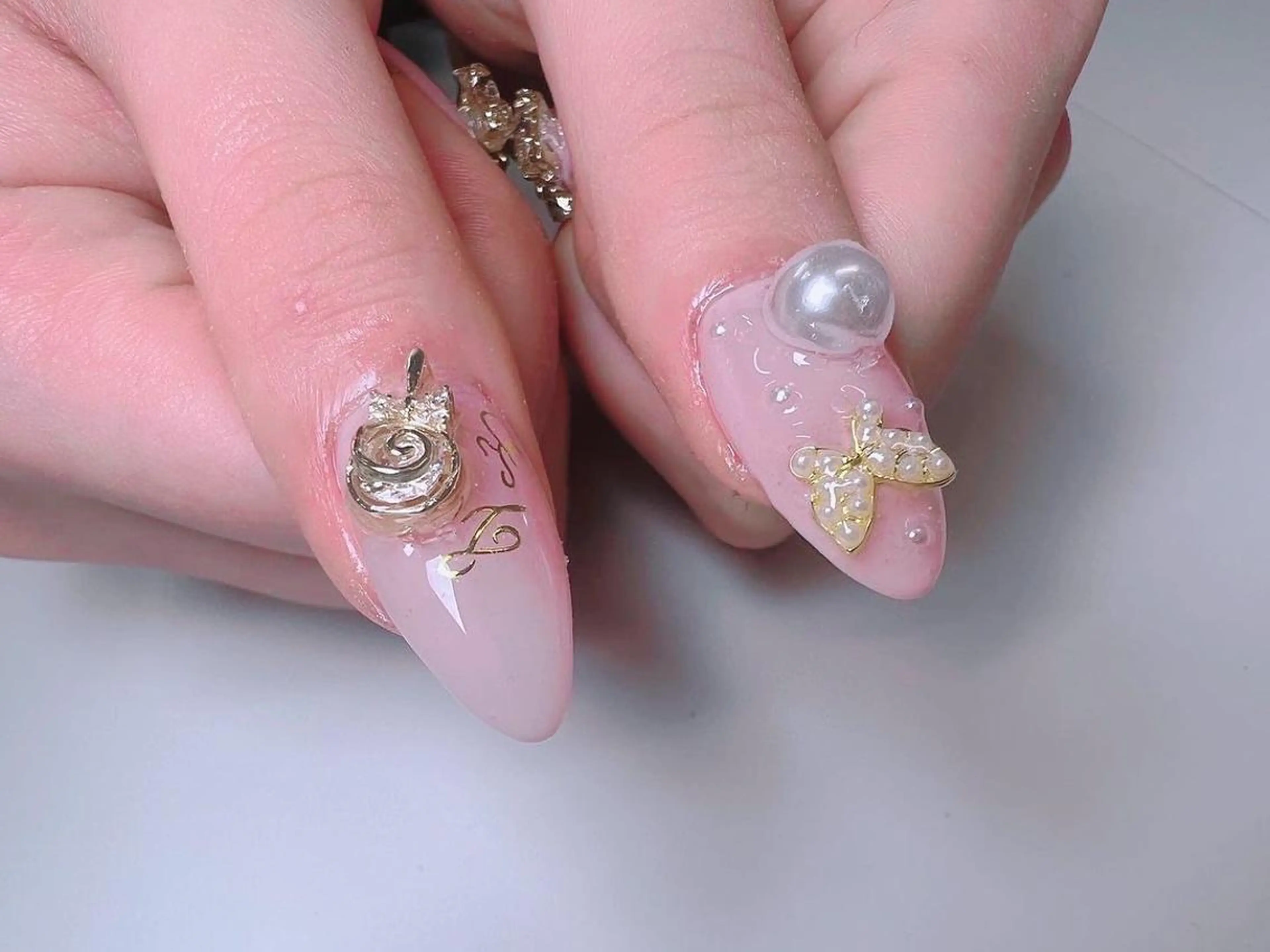 ネイル Nail Salon L'arc所属・💊大阪/心斎橋 moni🧠のネイルデザイン