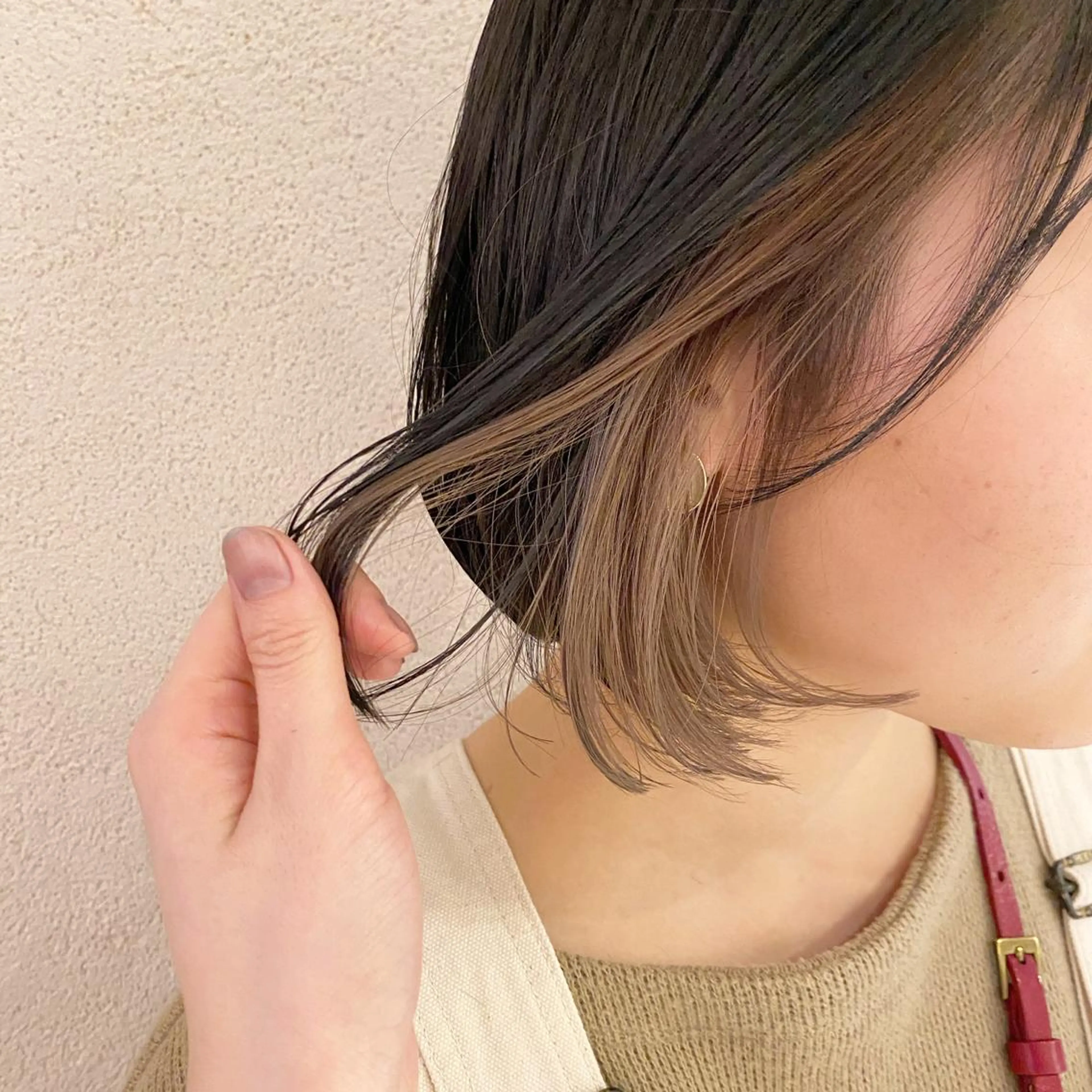 ミディアム カラー ベージュカラー 透明感カラー インナーカラー H梅田 / 811 堀本菜奈のヘアスタイル