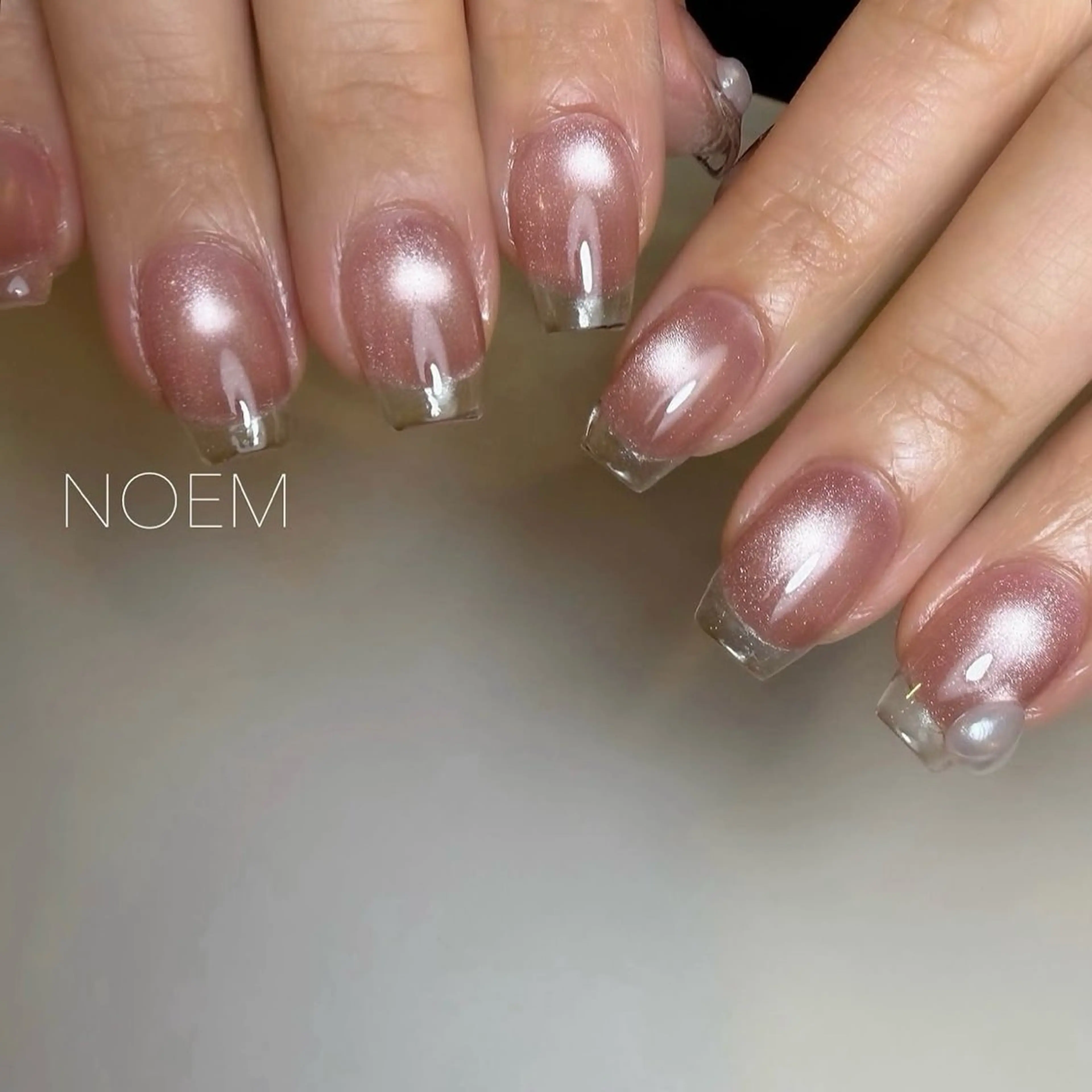 ネイル クリアネイル フレンチネイル YUKARI NOEMのネイルデザイン