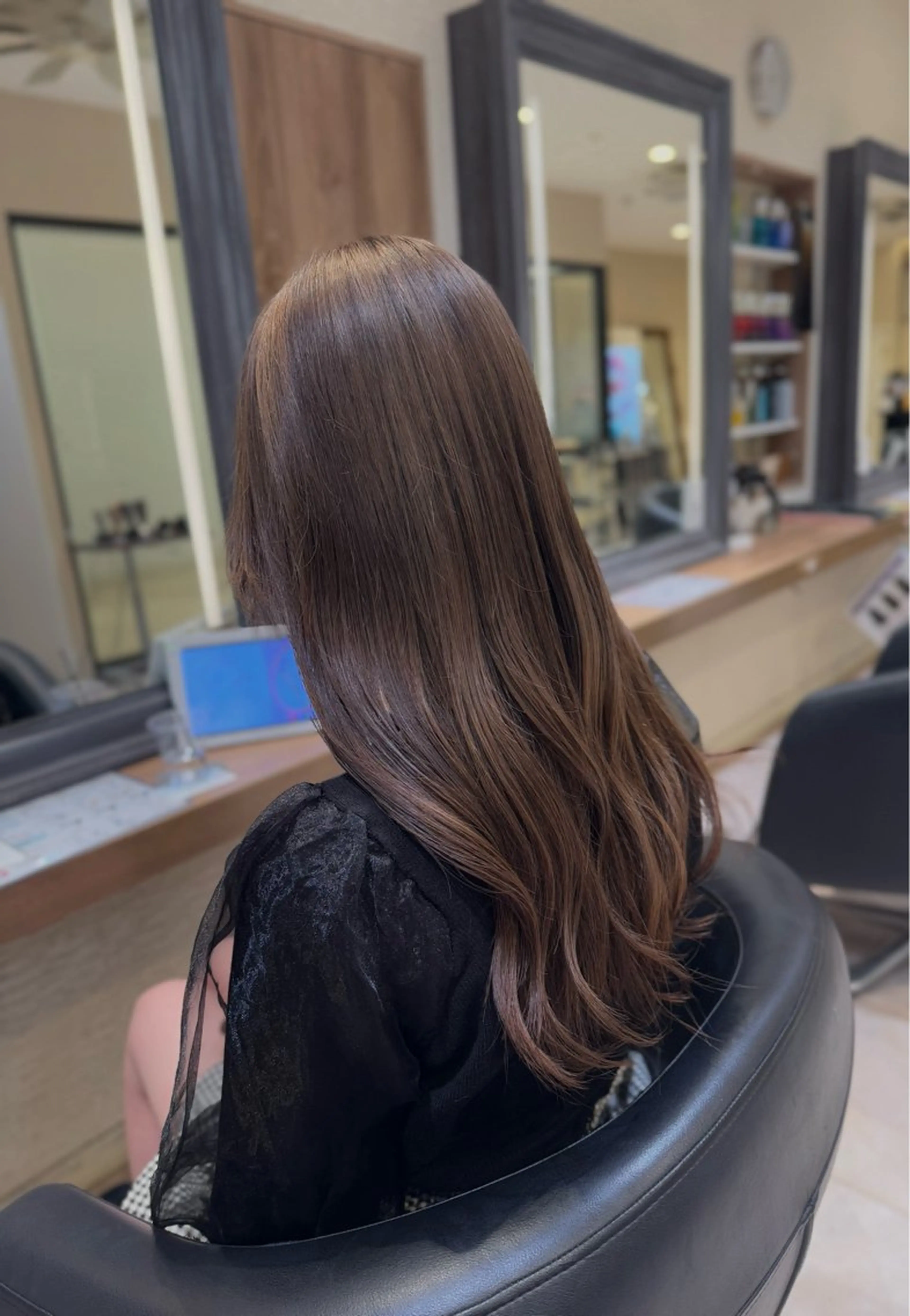 ロング カラー ヘアカラー トリートメント さら艶レイヤーカット 🩶Suzuneのヘアスタイル