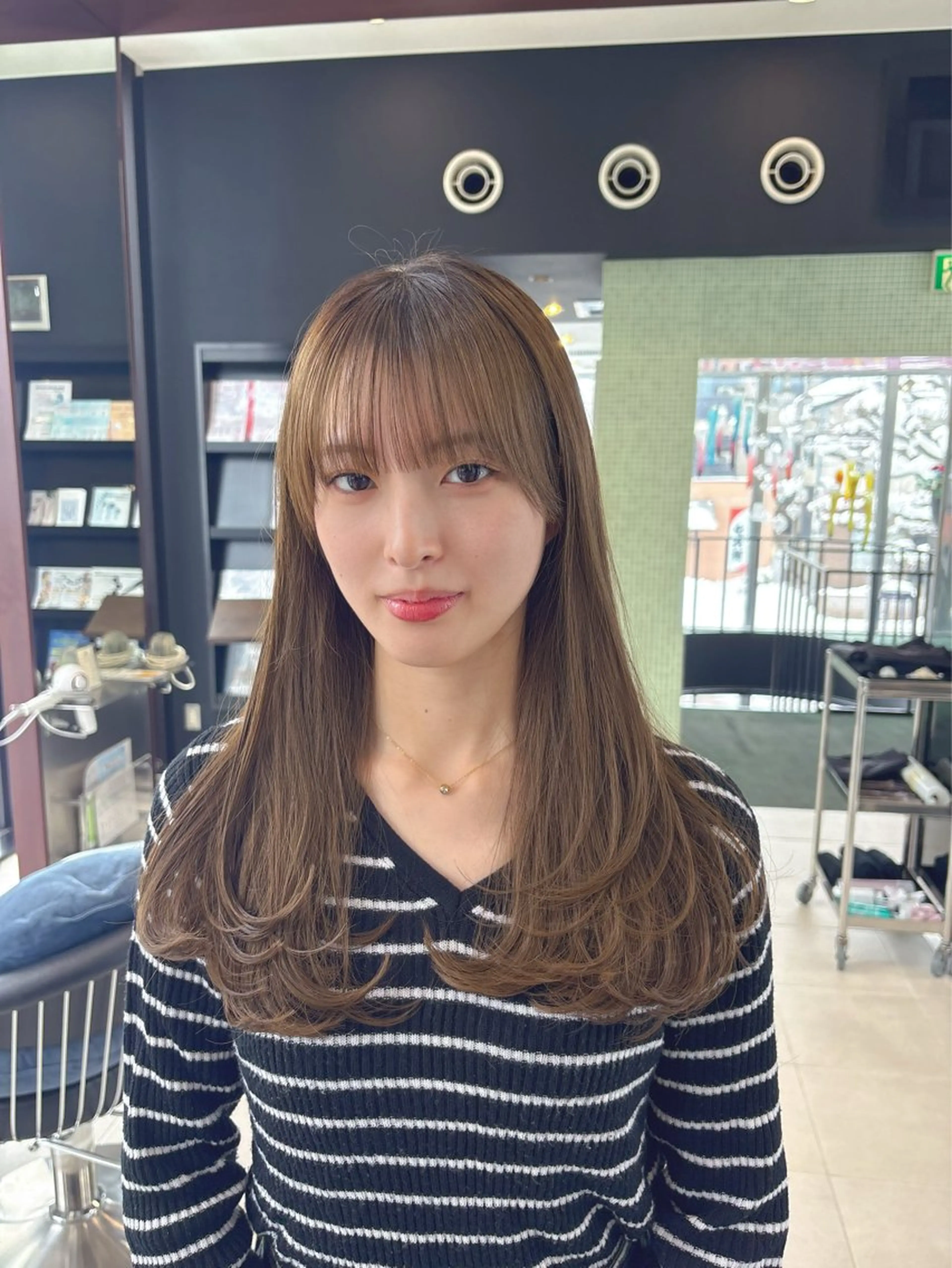 ロング レイヤーカット 武田 美羽のヘアスタイル