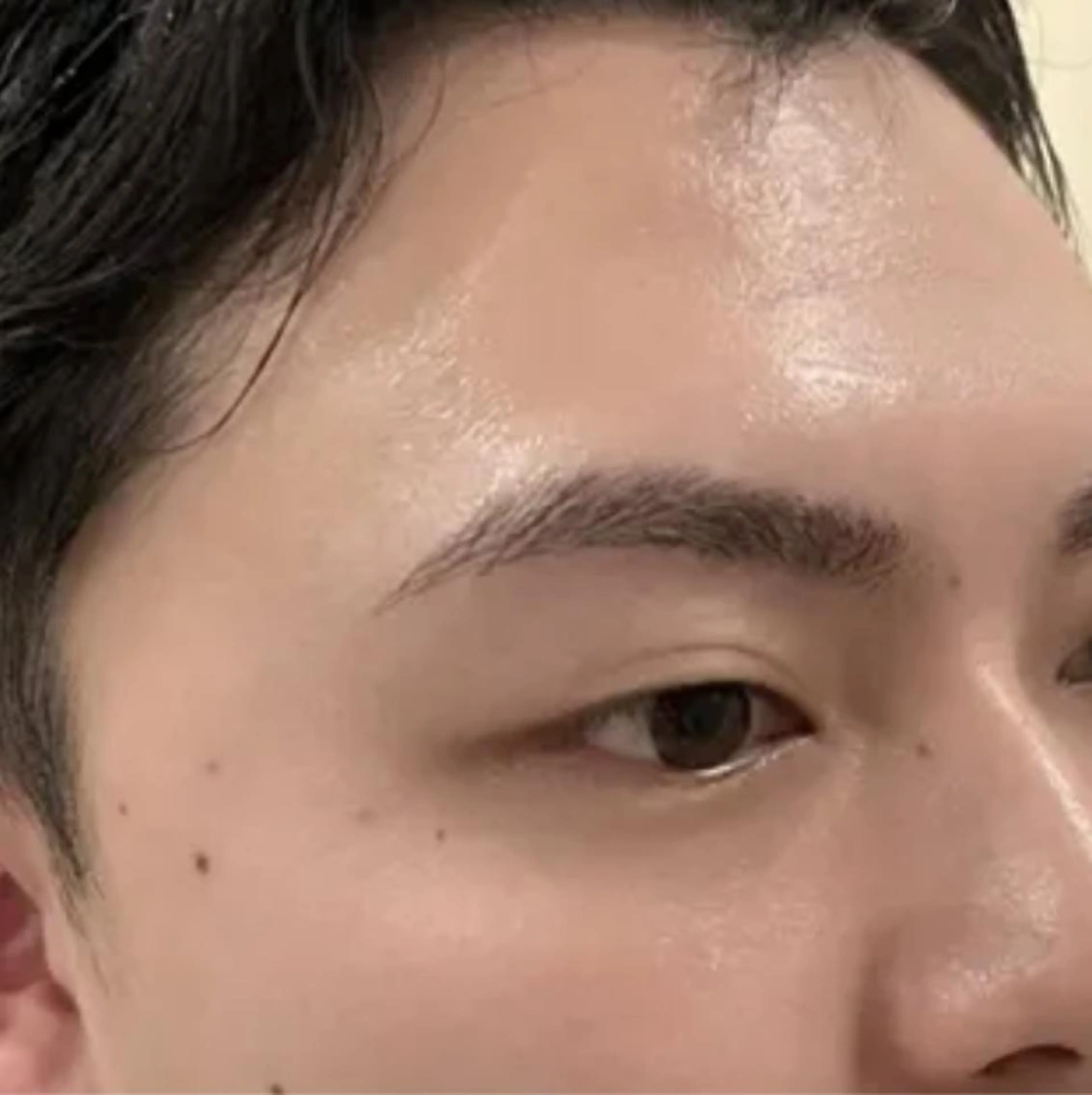 ワックス脱毛 好印象メンズ似合わせ /社会人メンズ/ゆいの眉毛・アイブロウイメージ