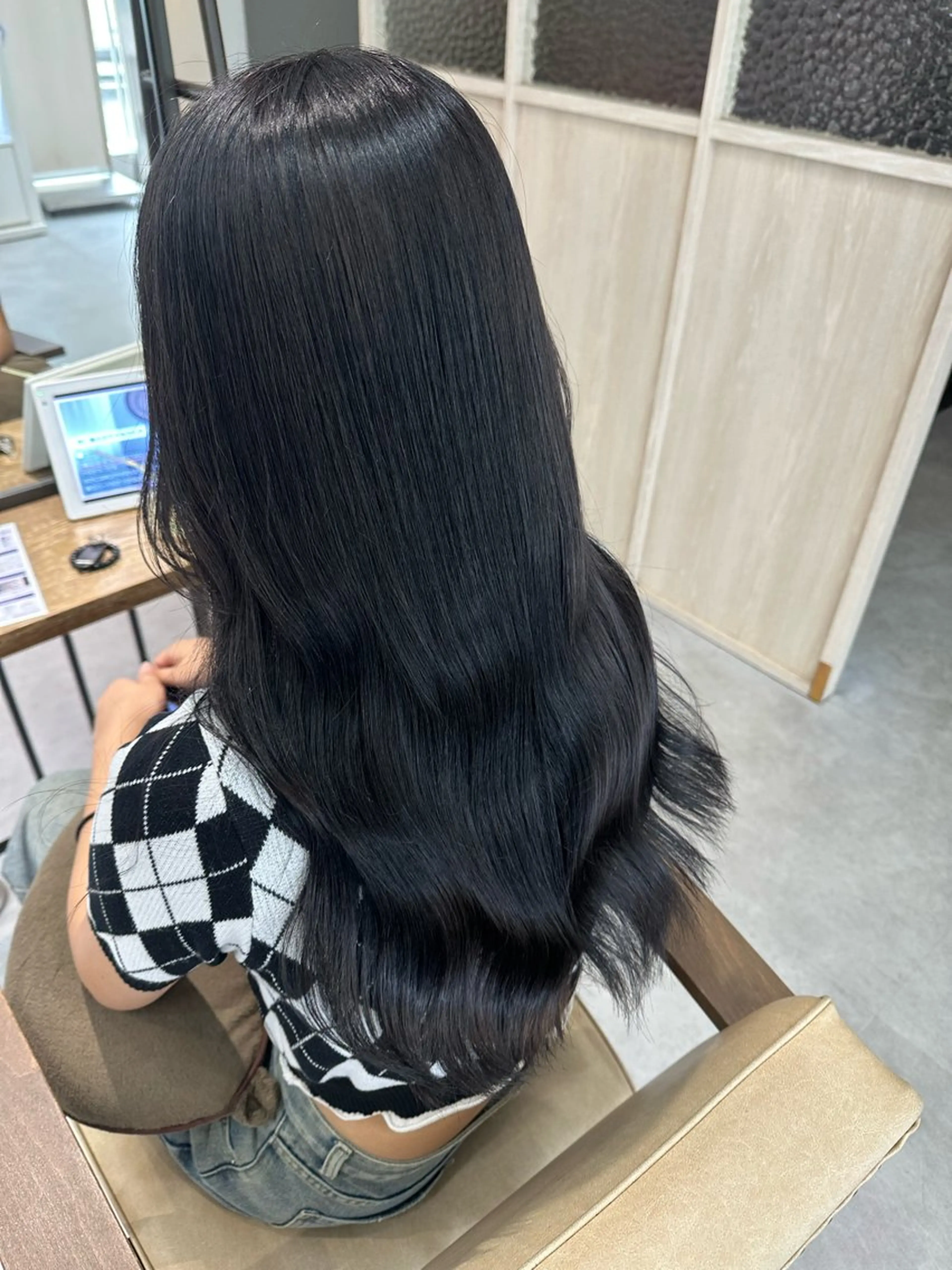 ロング カラー カット ヘアカラー トリートメント ICHIKA/暖色 カラー / Wカラーのヘアスタイル