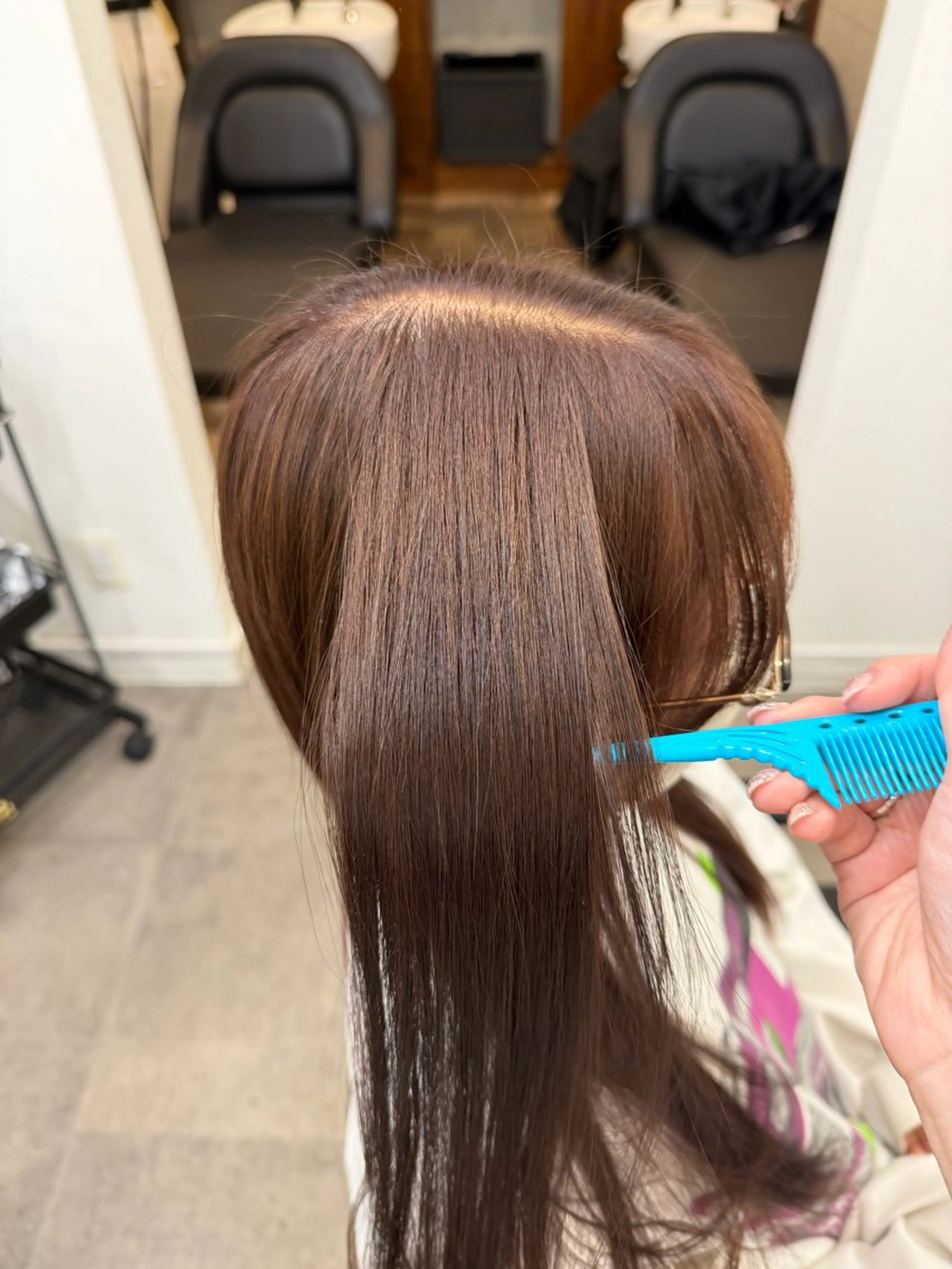 ロング カラー ブラウンカラー ピンクカラー ピンクブラウン ヘアカラー トリートメント 近藤 愛理のヘアスタイル