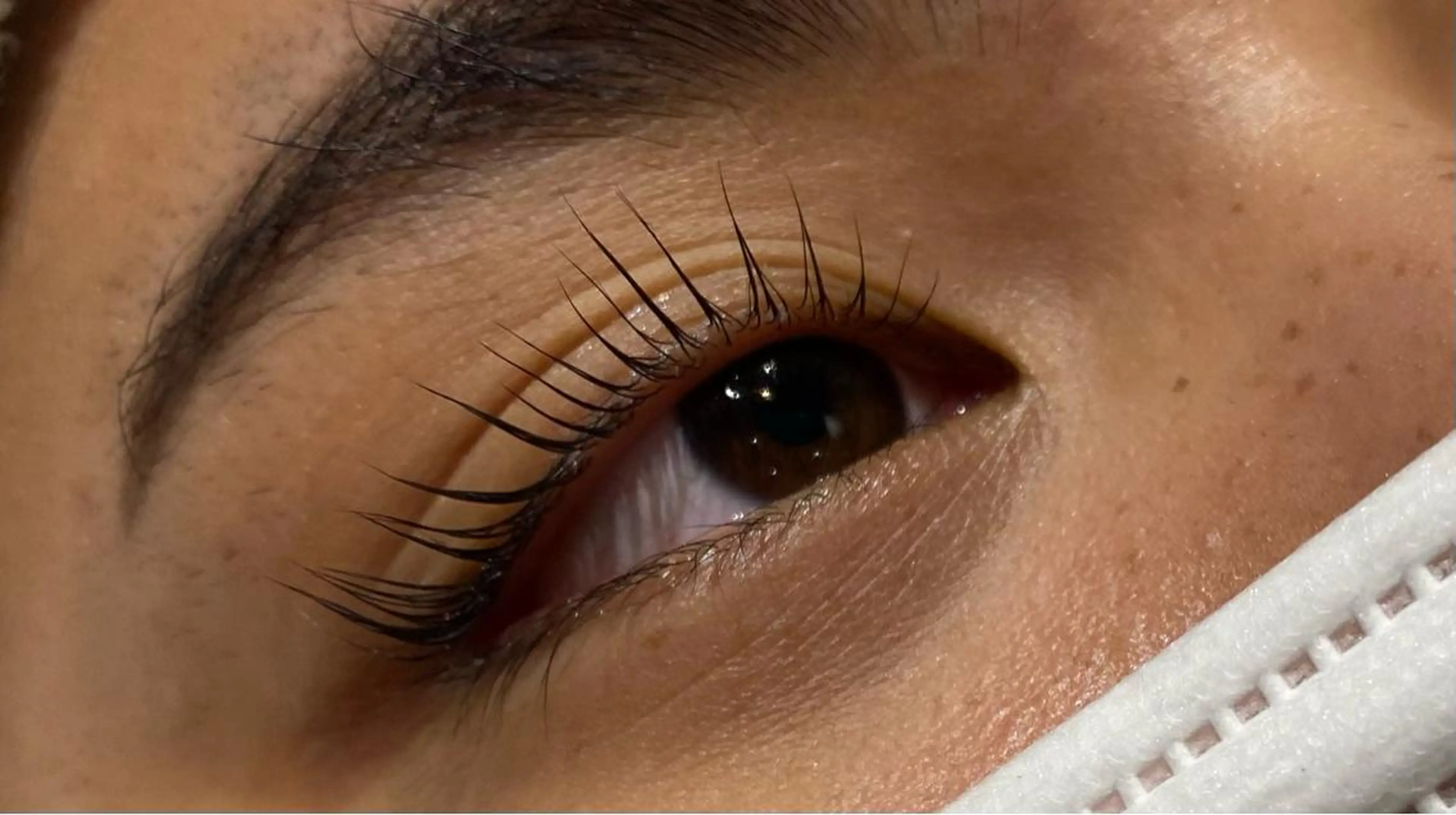 マツエク・マツパ パリジェンヌラッシュリフト 田上 (たのうえ)のヘアスタイル