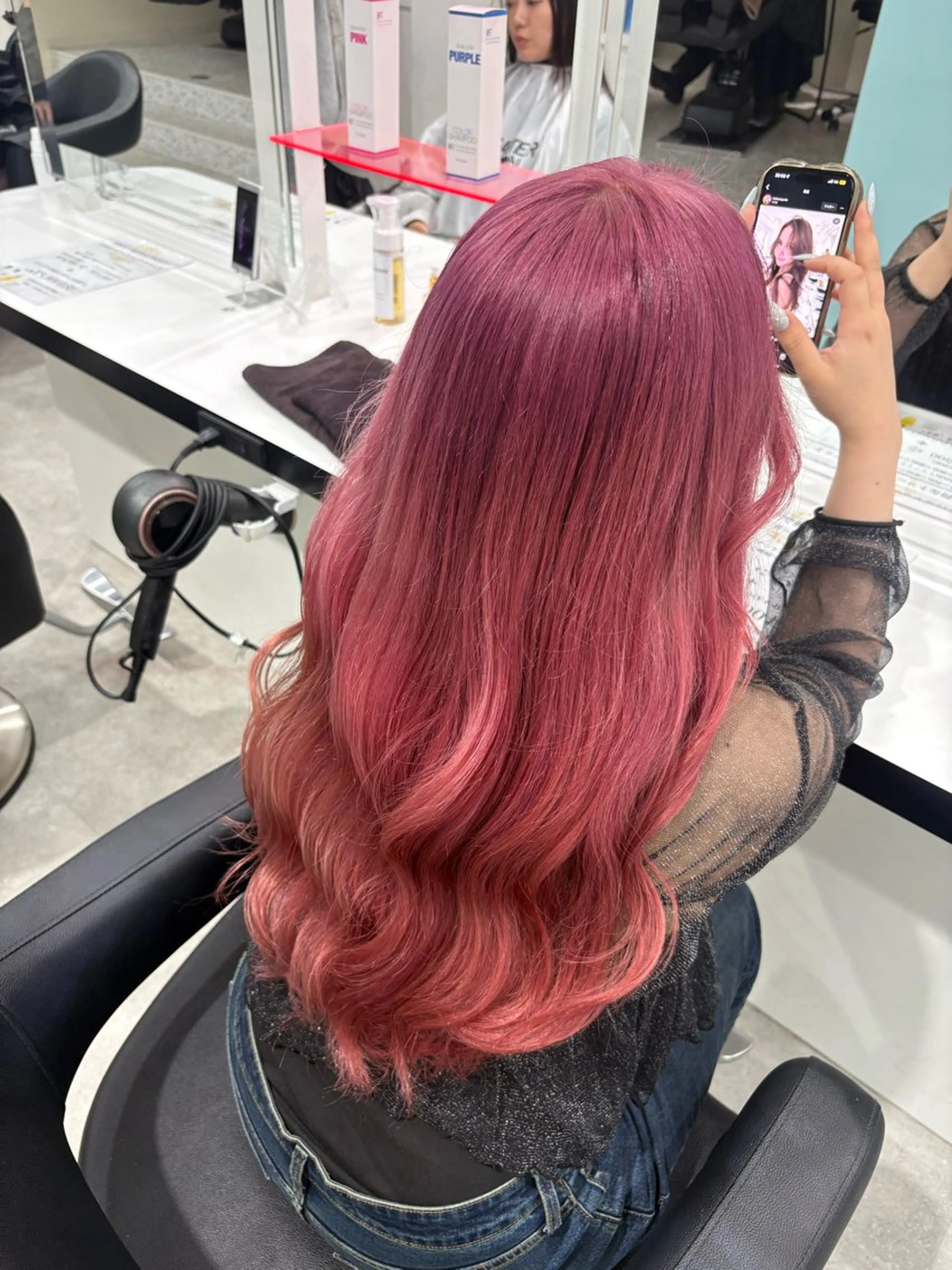 ロング カラー 韓国風艶カラー🪽 yuuna🪽🍨のヘアスタイル