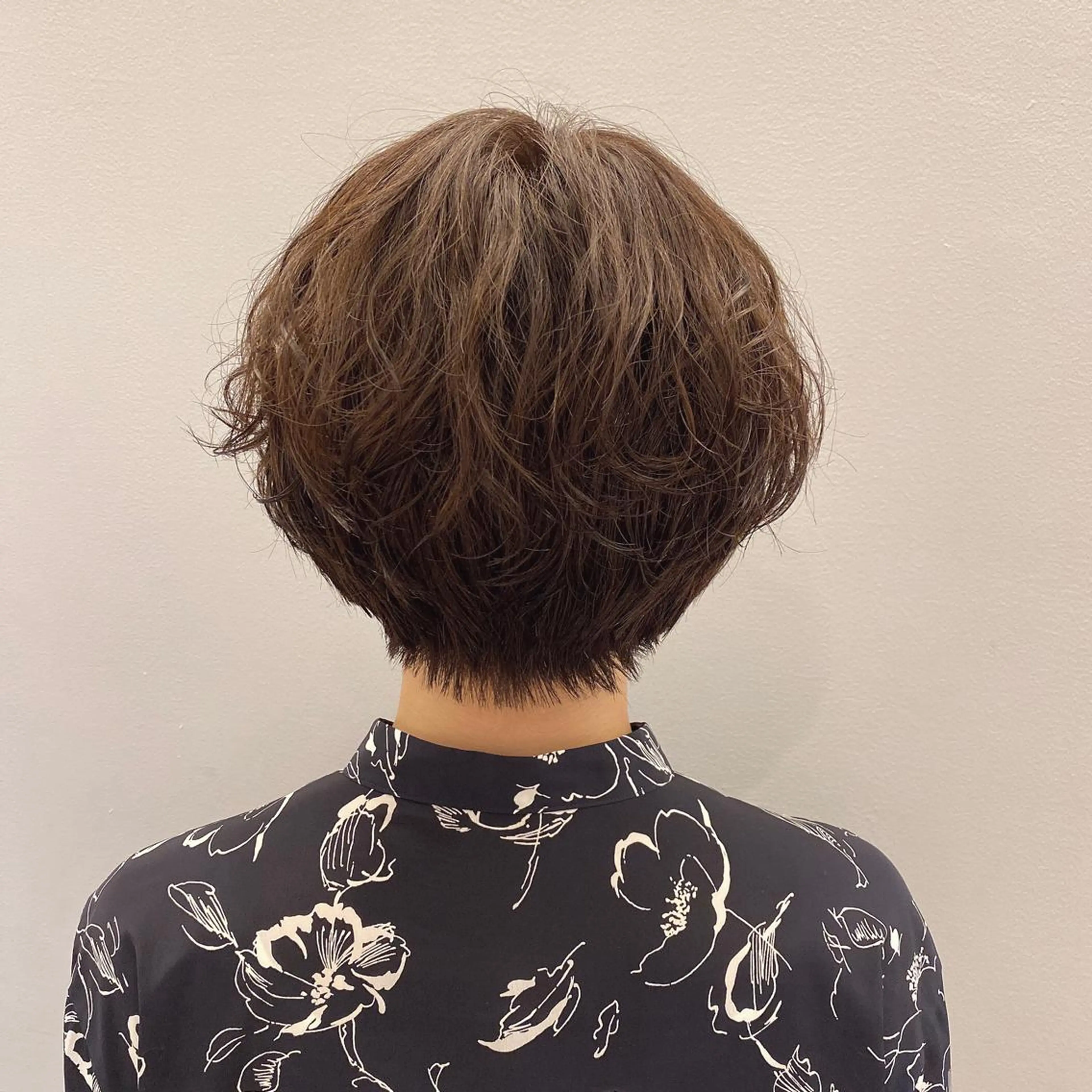 ショート 顔周りデザイン/ ママ美容師/濱ほのかのヘアスタイル