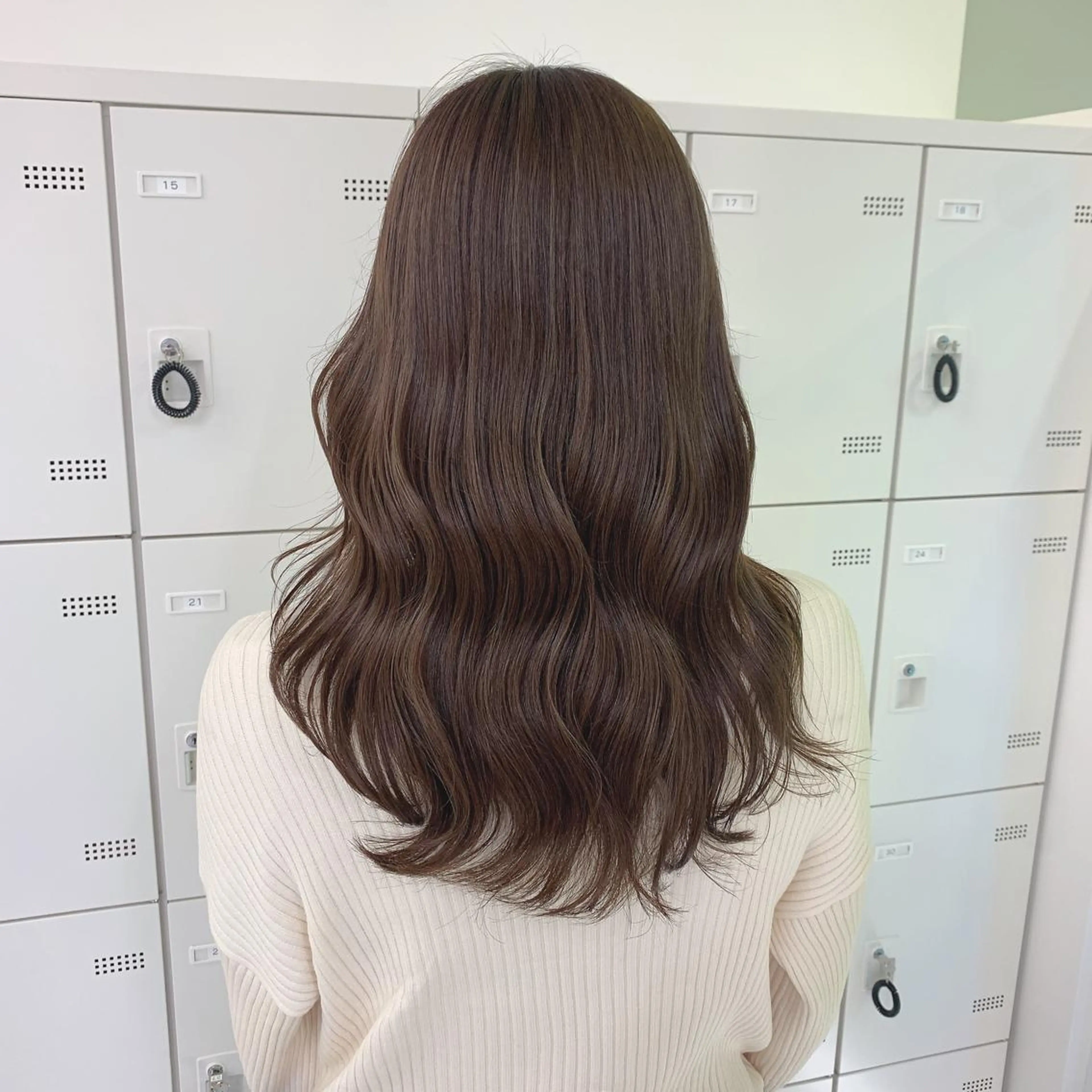 ロング カラー ヘアカラー トリートメント 💗韓国暖色ヘア NO.1💗🪽のヘアスタイル