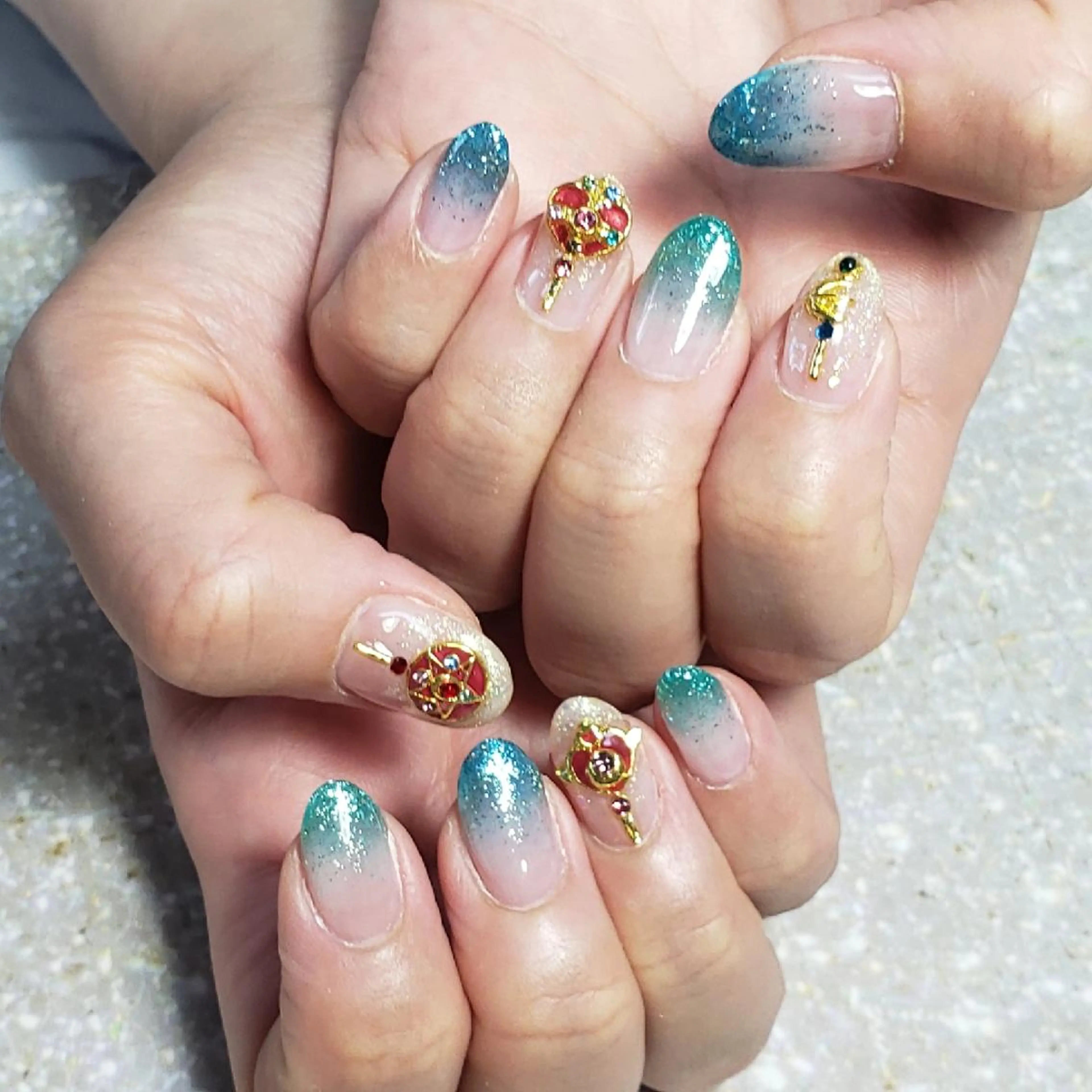 ネイル ビジュード ネイルのネイルデザイン