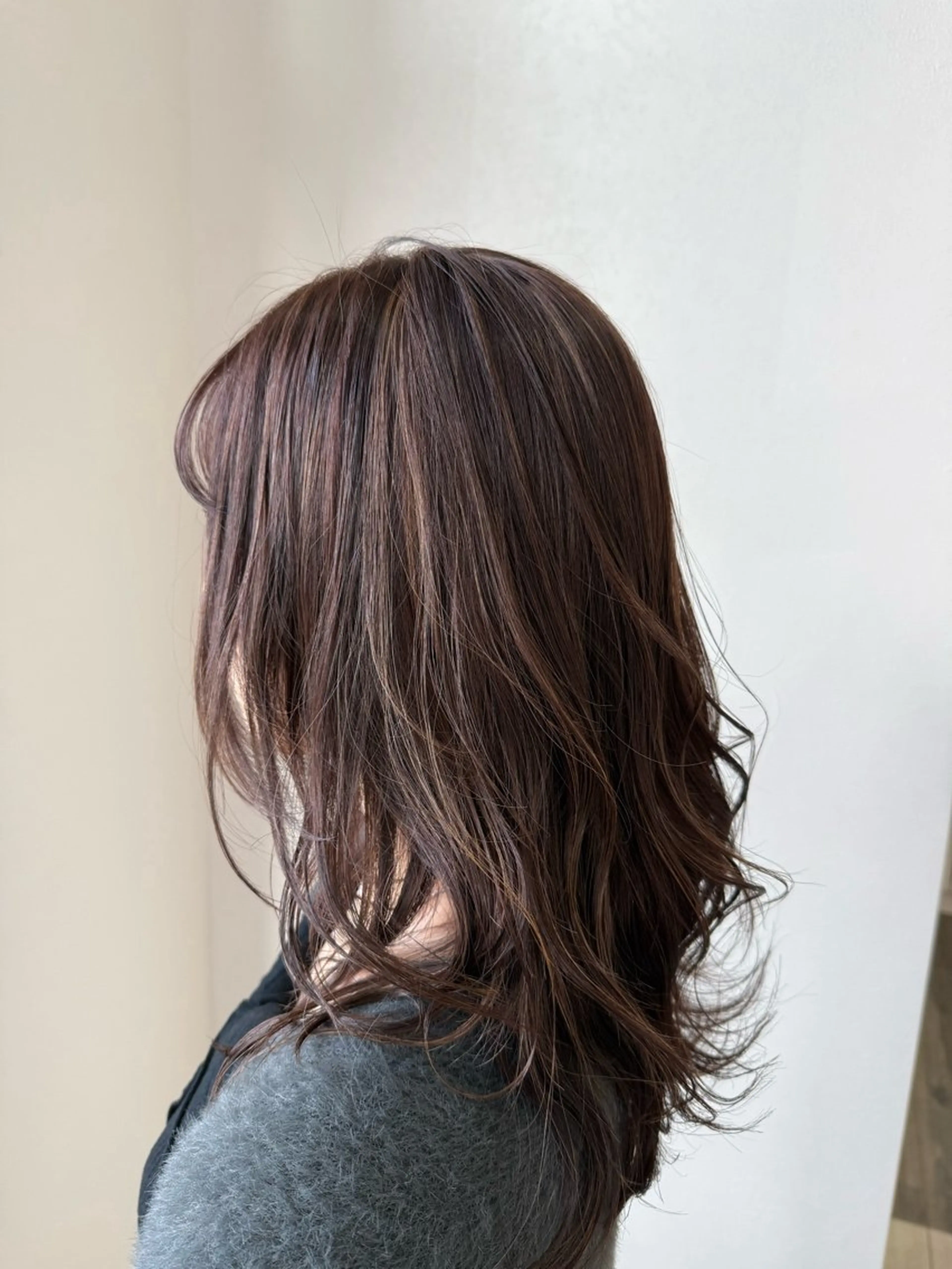 ミディアム カラー カット ヘアカラー 鈴木 拓海のヘアスタイル