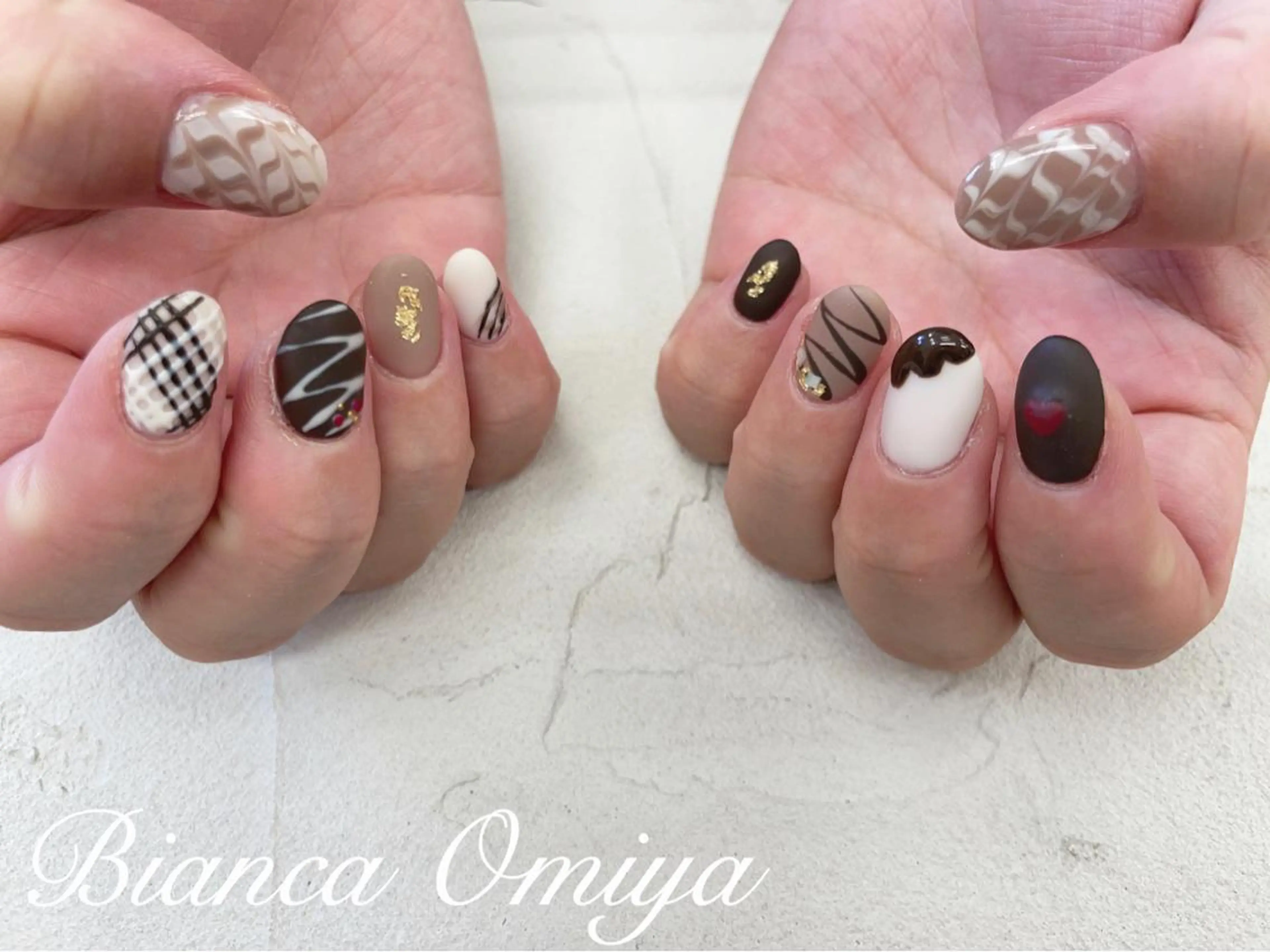 ネイル 岩松 沙耶のネイルデザイン