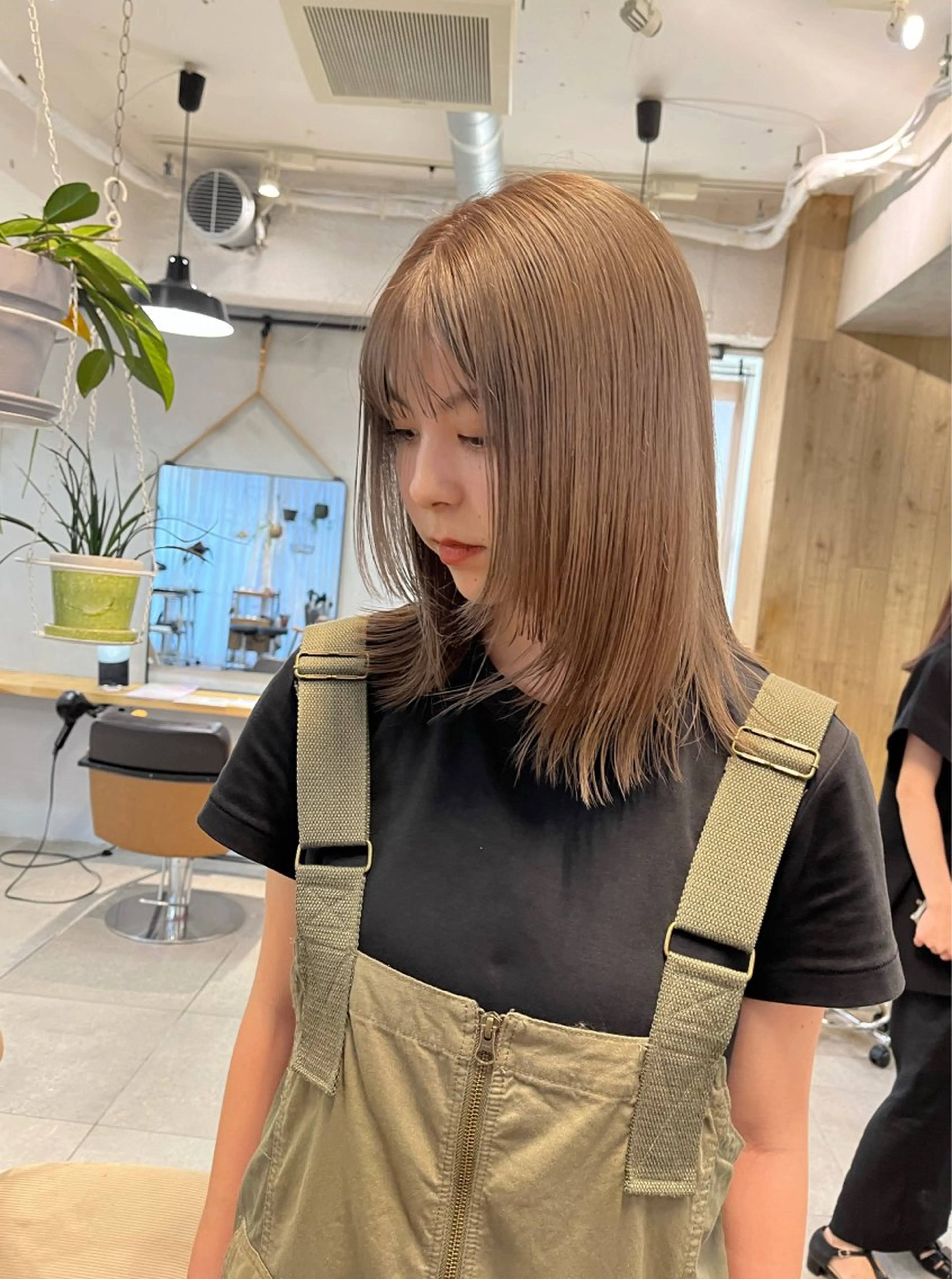 ミディアム カラー カット ヘアカラー トリートメント オリーブ/縮毛♡ Natsuno🩰のヘアスタイル