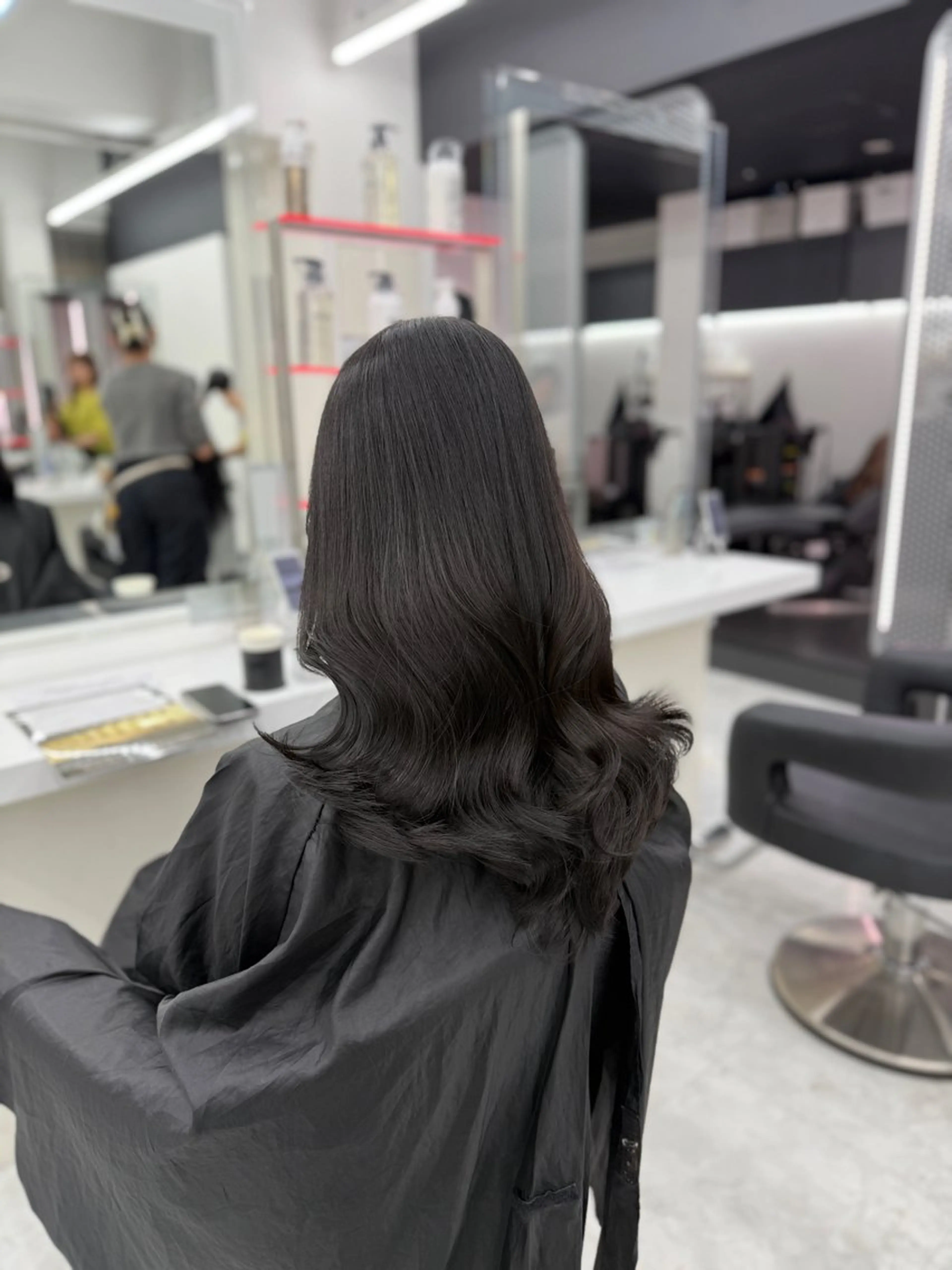 セミロング カラー ヘアアレンジ ブルーカラー ブルーグレー ブルーグレージュ グレージュ ヘアカラー トリートメント ヘアセット 🎀Girly艶髪カ ラー🎀Harukaのヘアスタイル