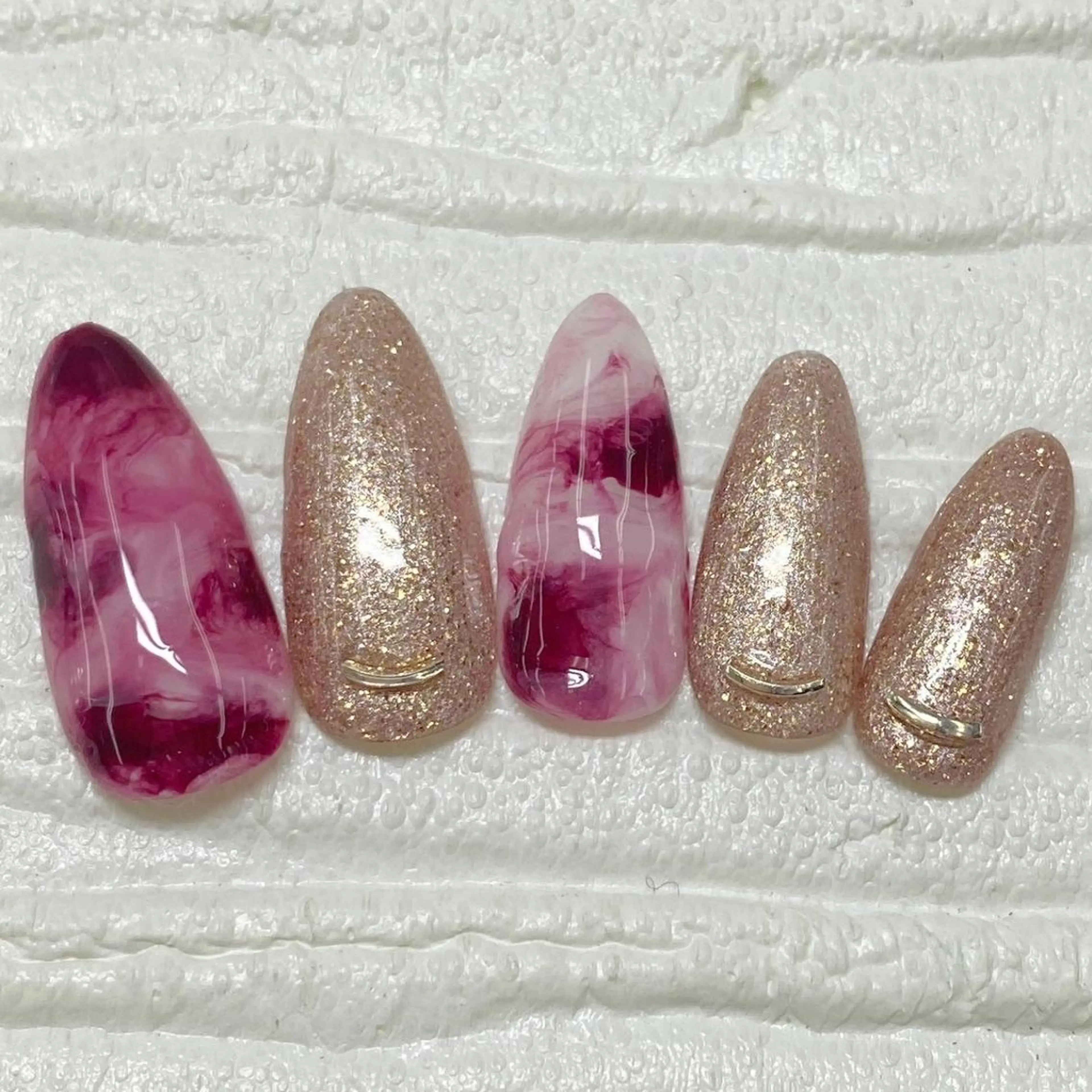 ネイル Nail salon Honey Beeのネイルデザイン