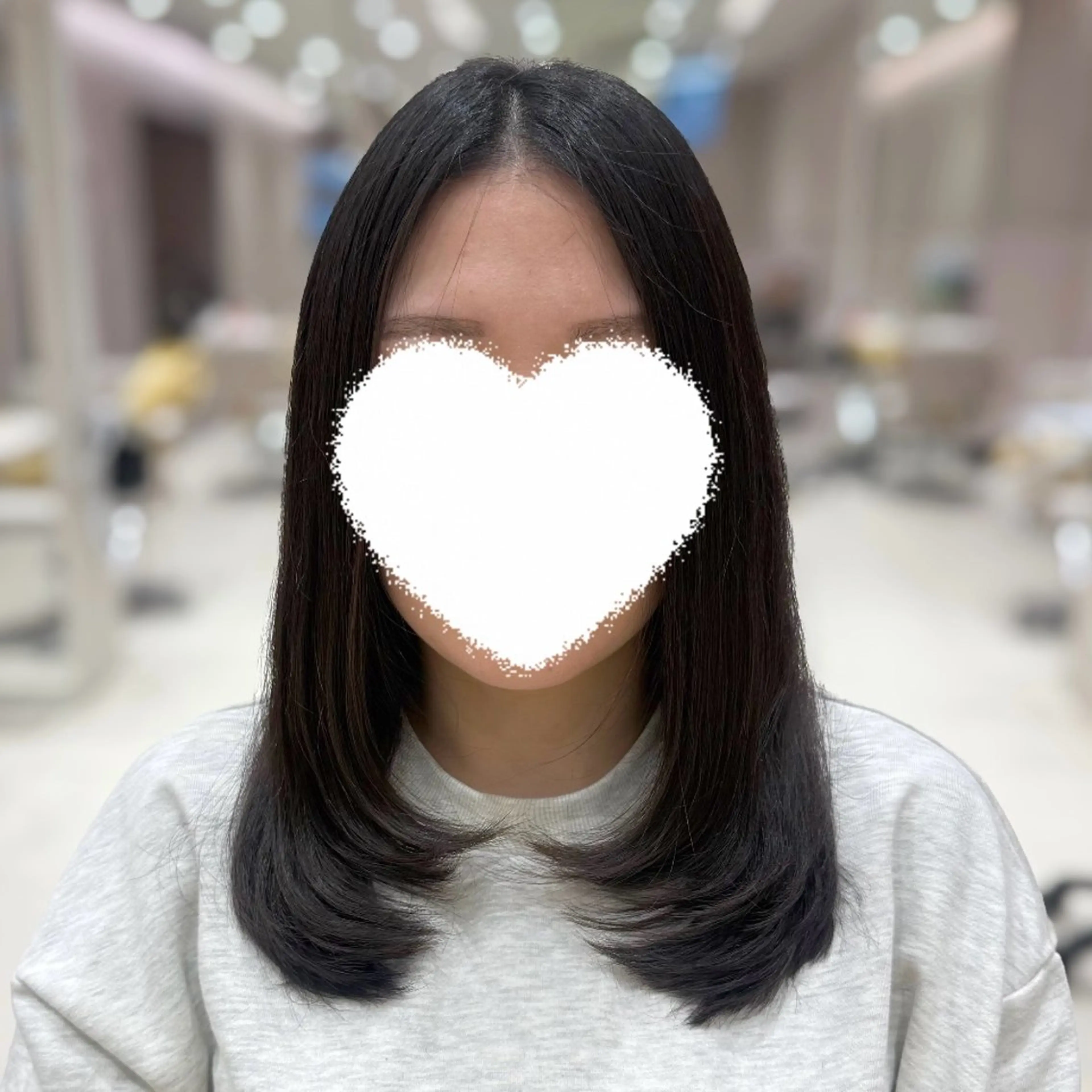 ミディアム 縮毛矯正 トリートメント 内田 志乃のヘアスタイル