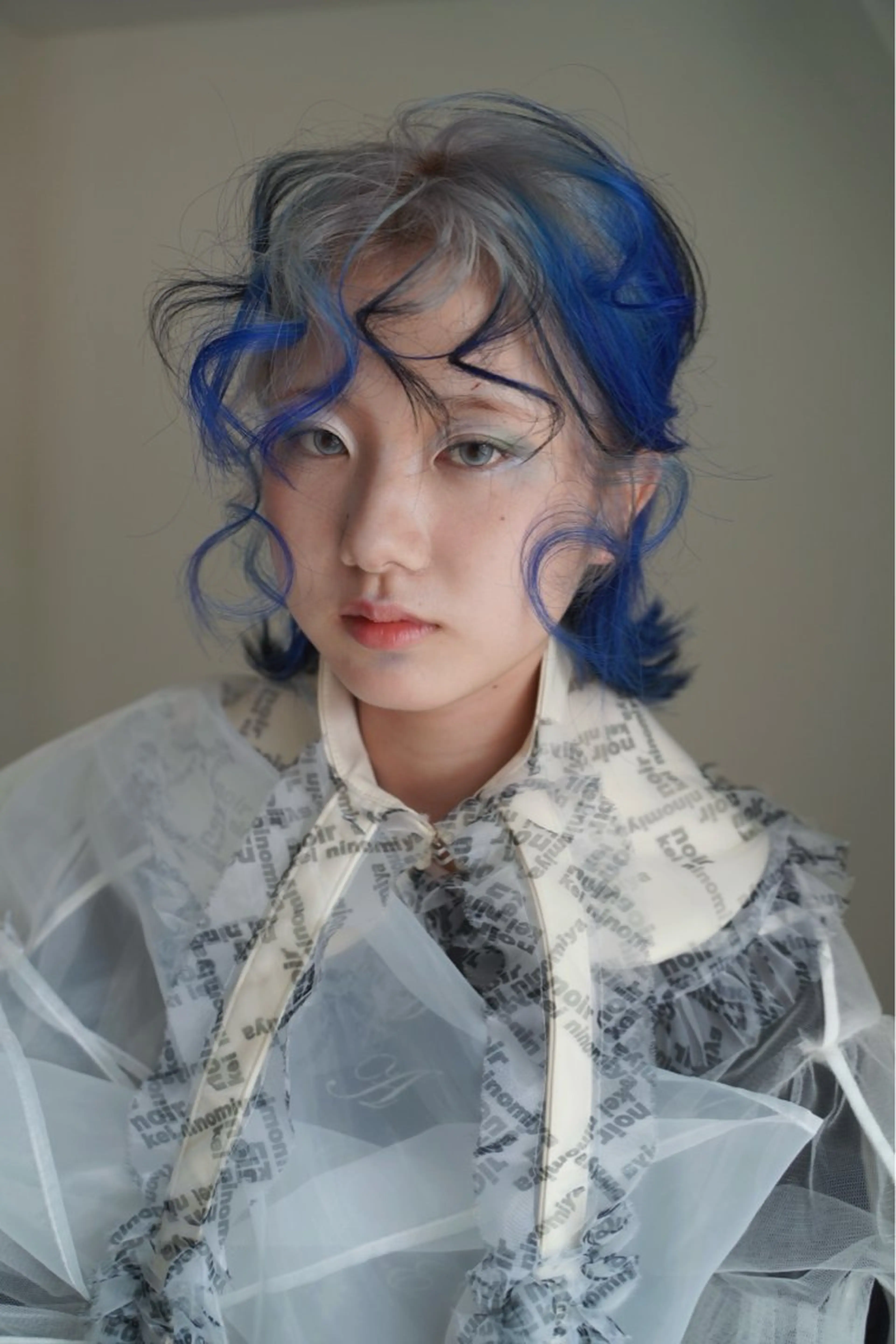 セミロング カラー ヘアカラー ホワイトカラー/梅田 デザインカラー/しんのヘアスタイル