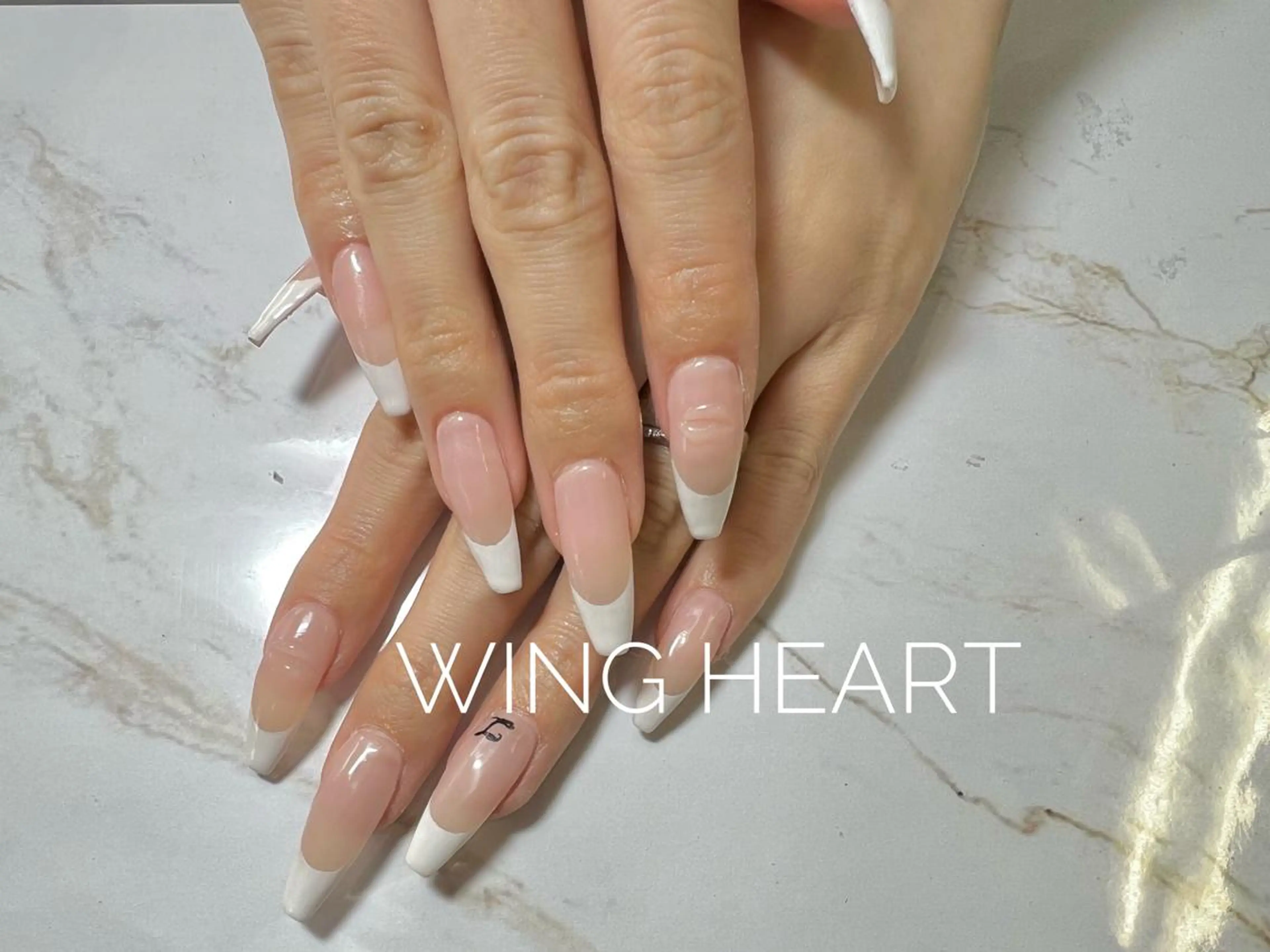 ネイル I. AYUMIのネイルデザイン