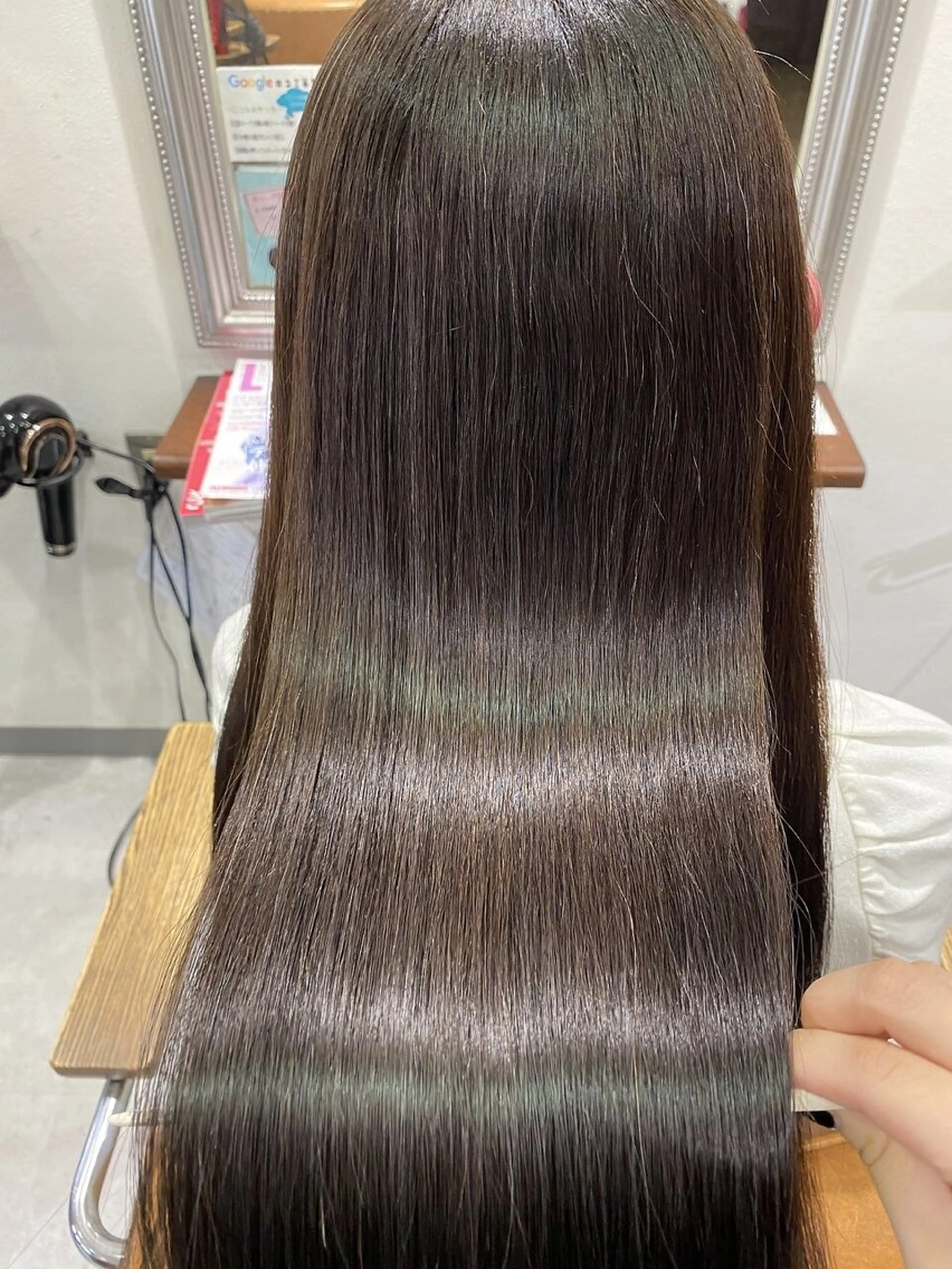 ロング カラー 髪質改善 縮毛矯正 トリートメント 髪質改善アンジュール かのんのヘアスタイル