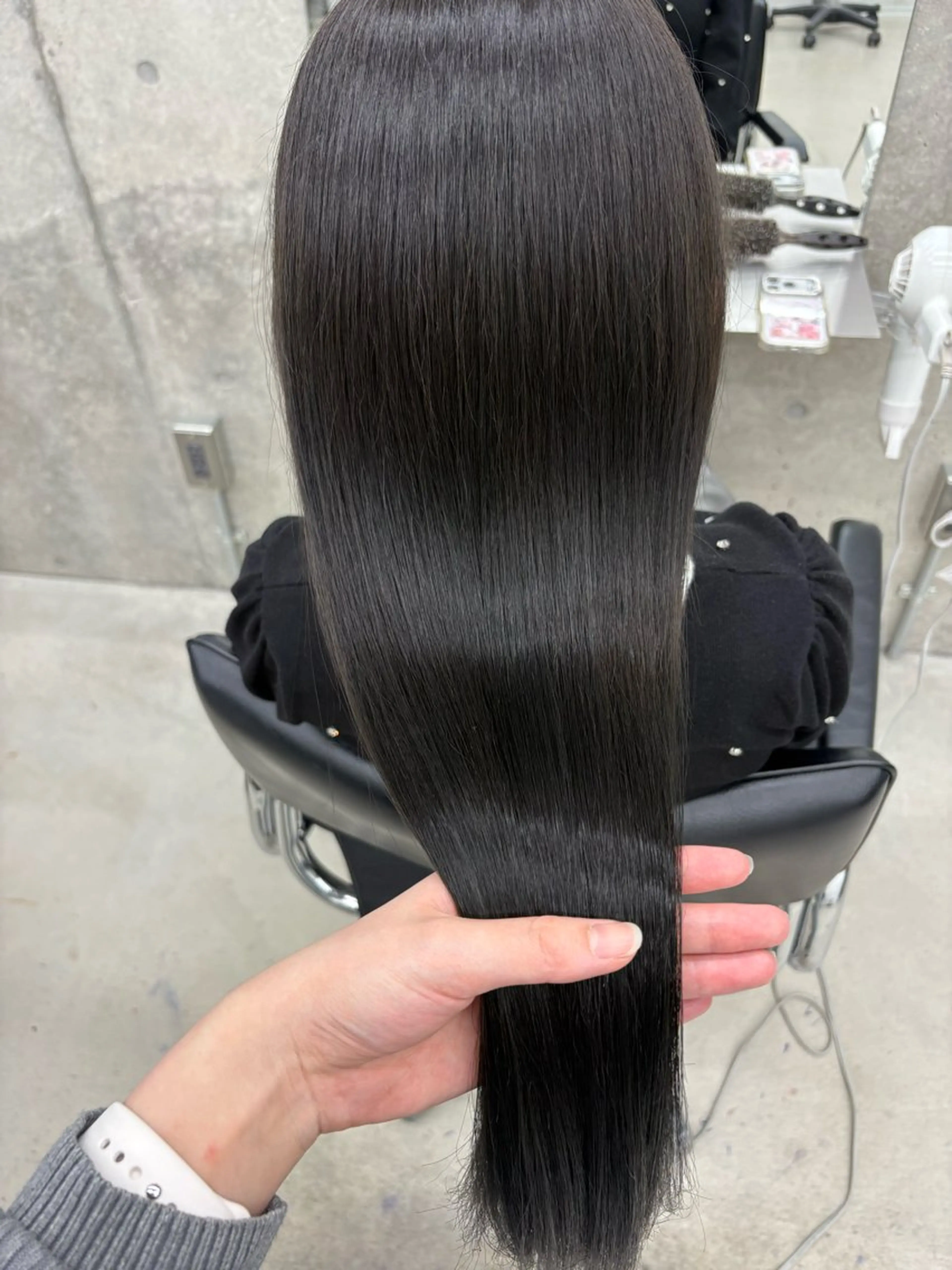 カラー ヘアカラー トリートメント 伊藤 七奈のヘアスタイル