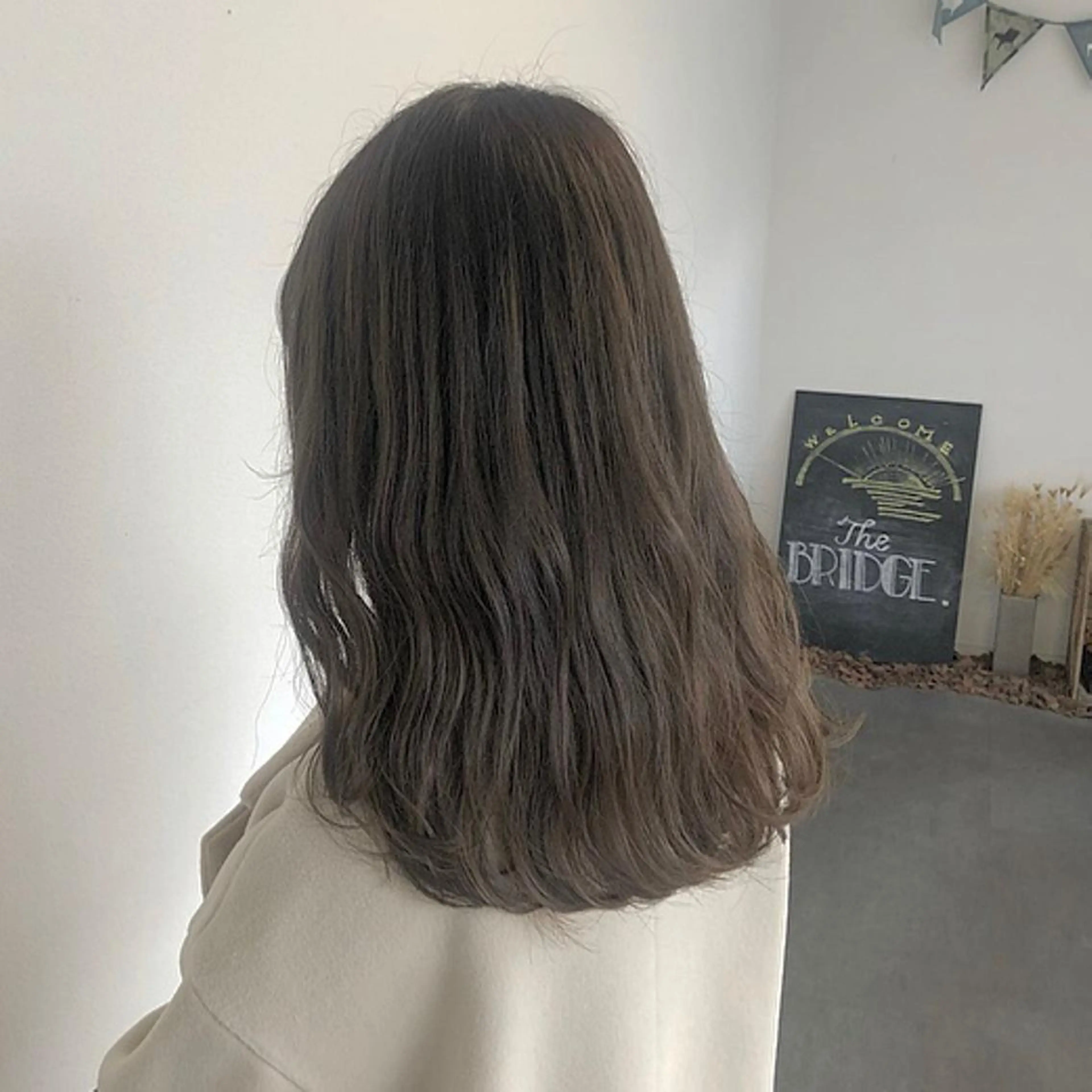 セミロング カラー GPIP 近藤沙樹のヘアスタイル