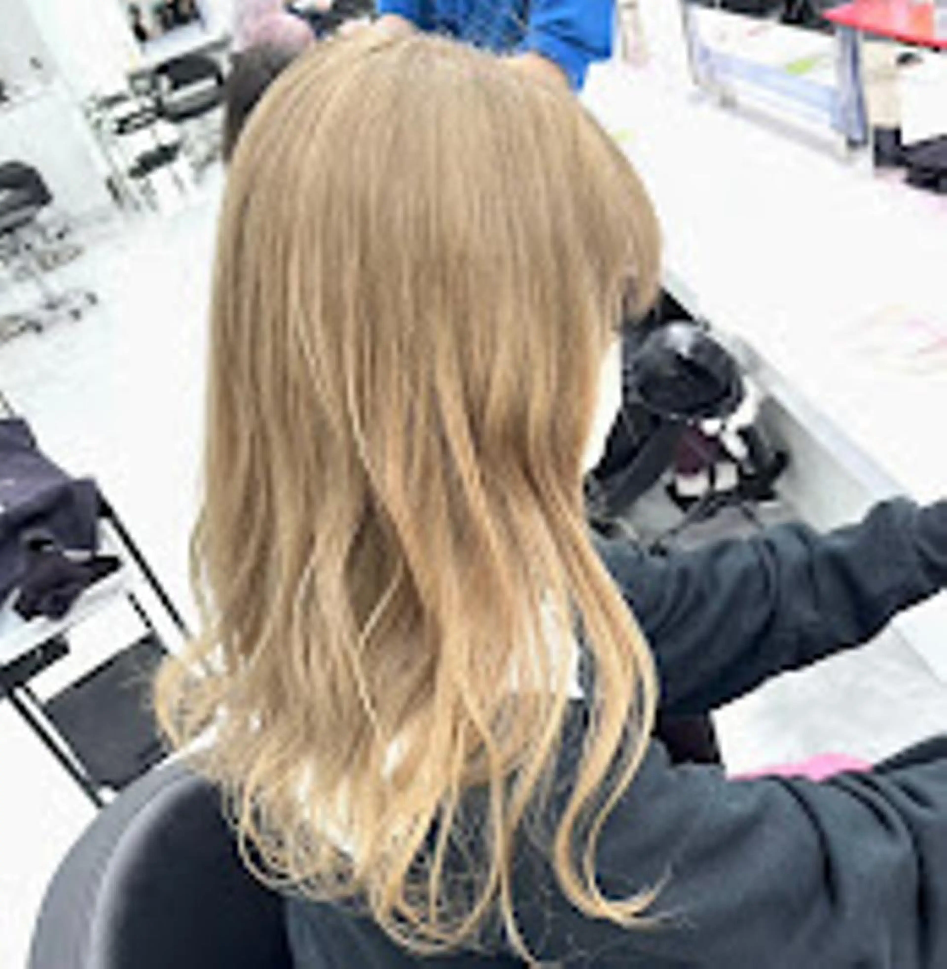 カラー 公式🎠LAND 池袋店🎠のヘアスタイル