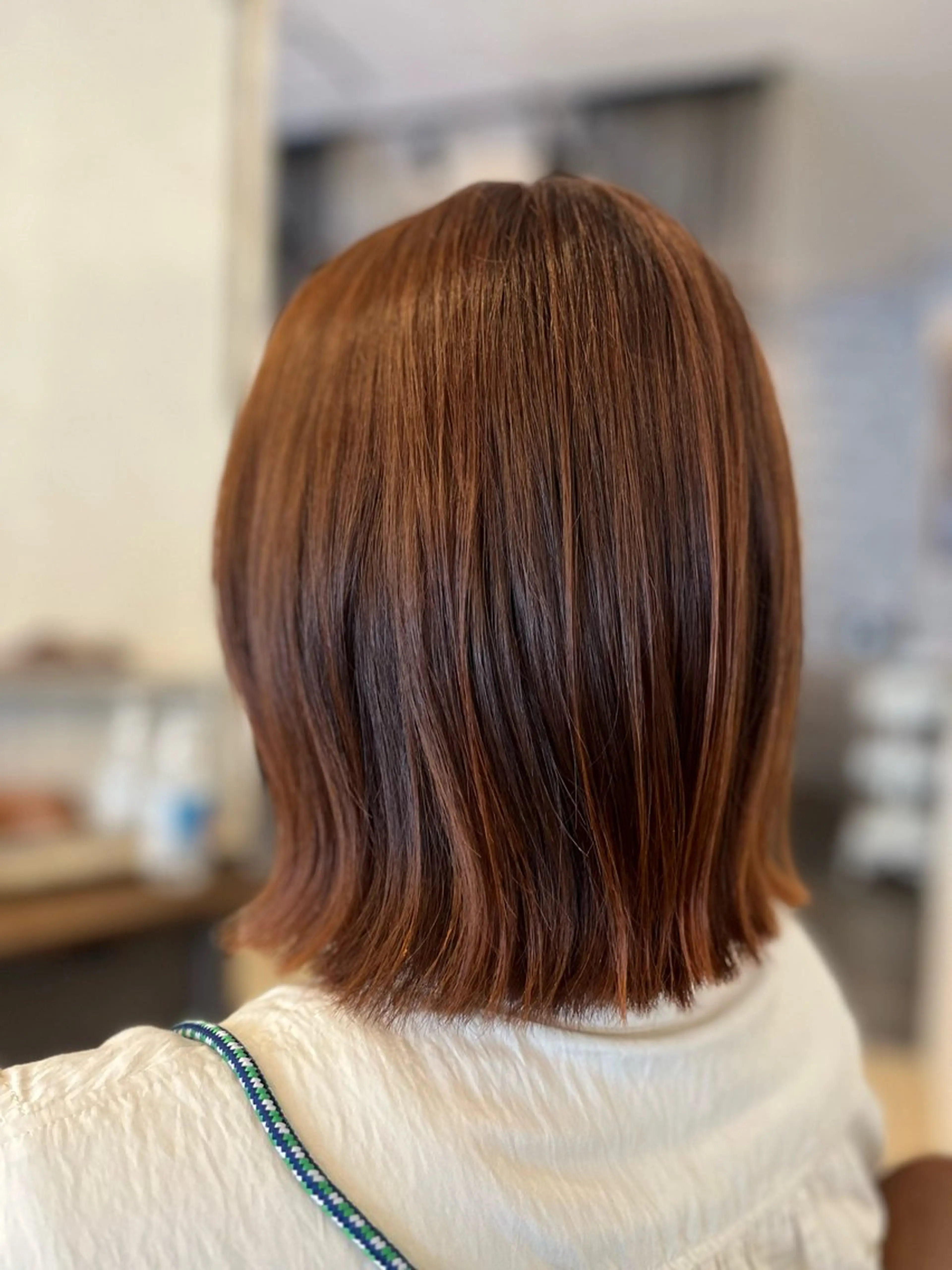 ミディアム Cuthie 泉川のヘアスタイル
