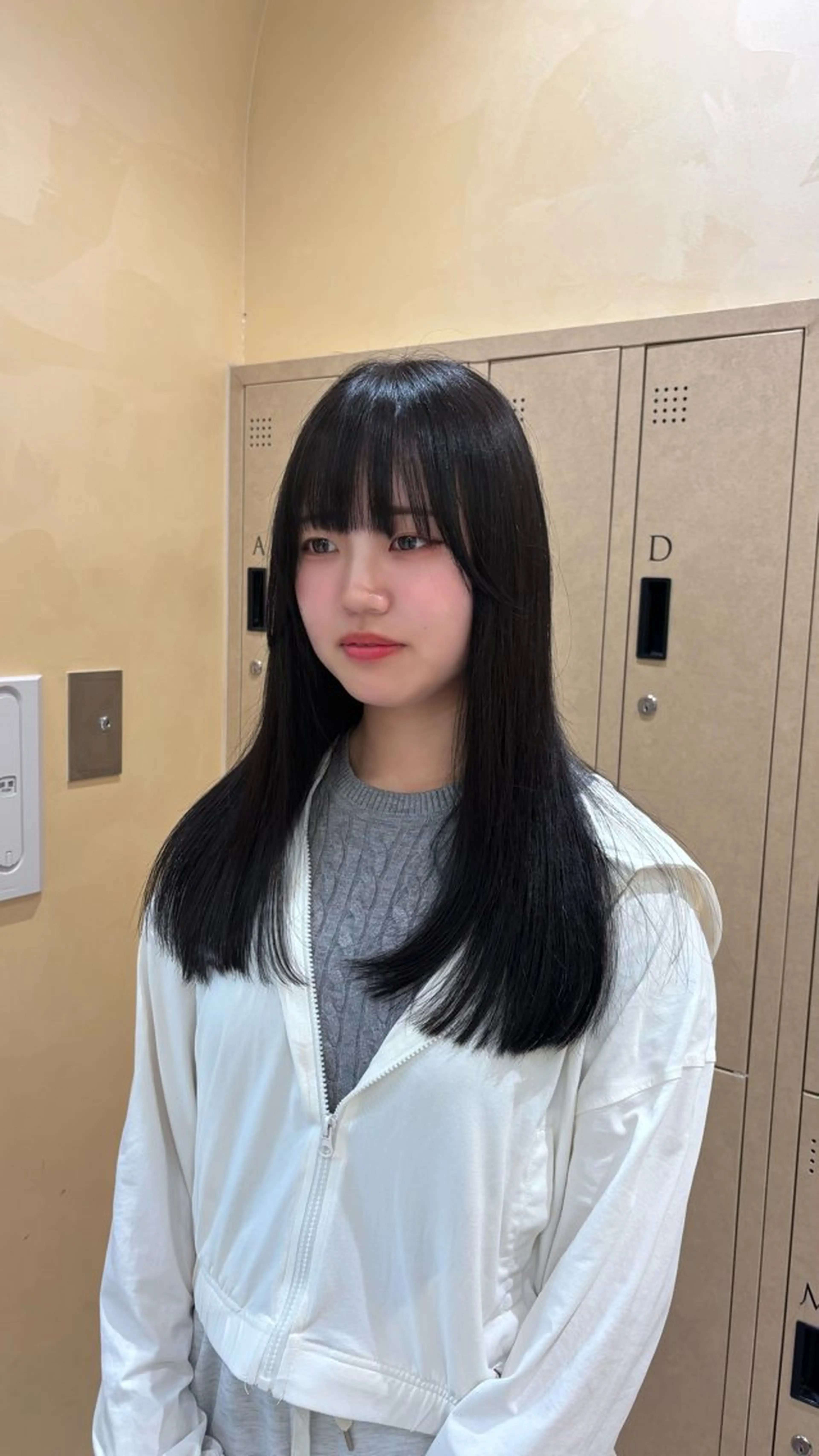 ロング カット ヘアセット ハイトーンカラー🫧 🥣KYOKAのヘアスタイル